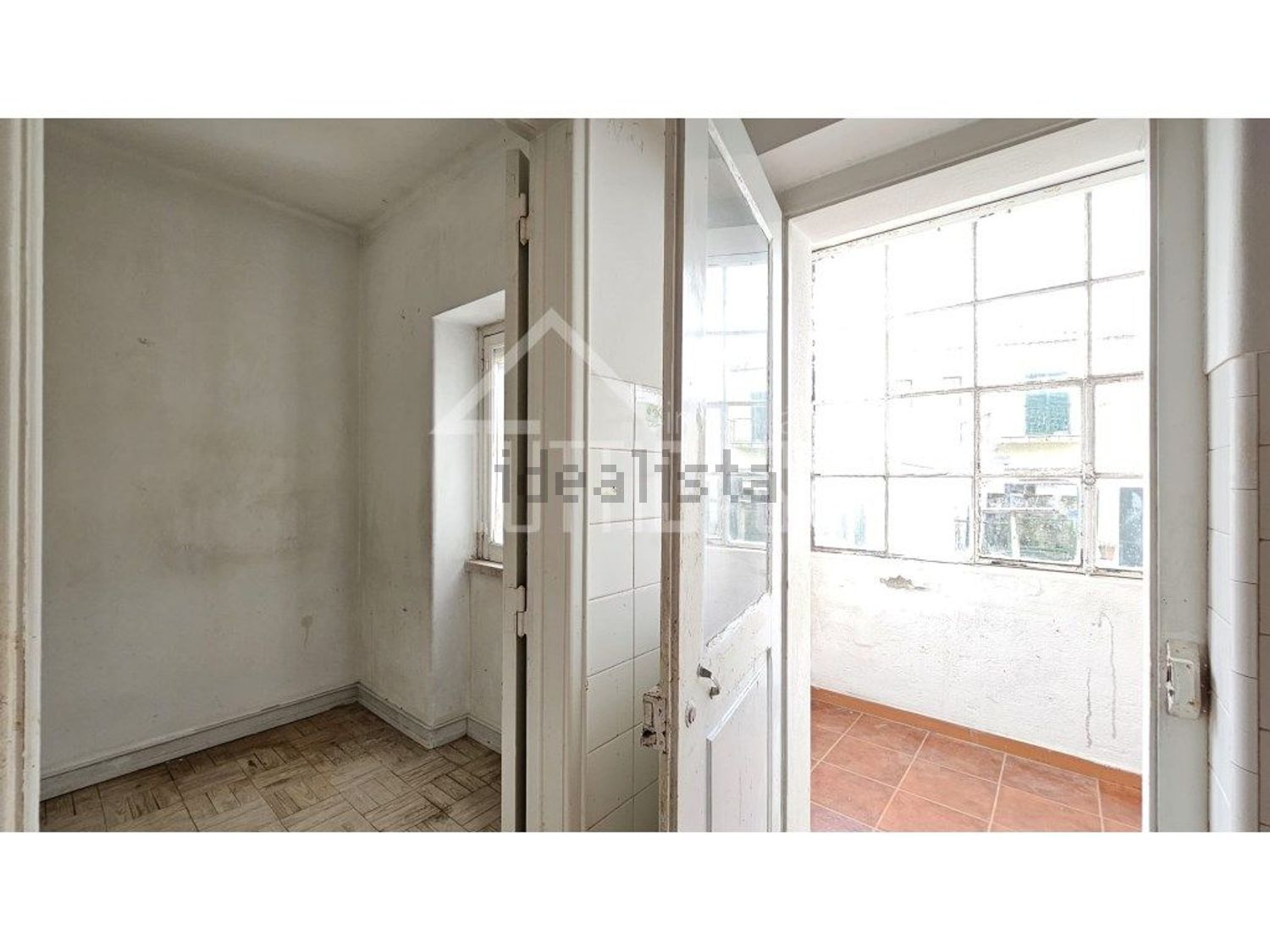 公寓 t2出售在Rua Maria Libania Carrilho, 11 - 过道