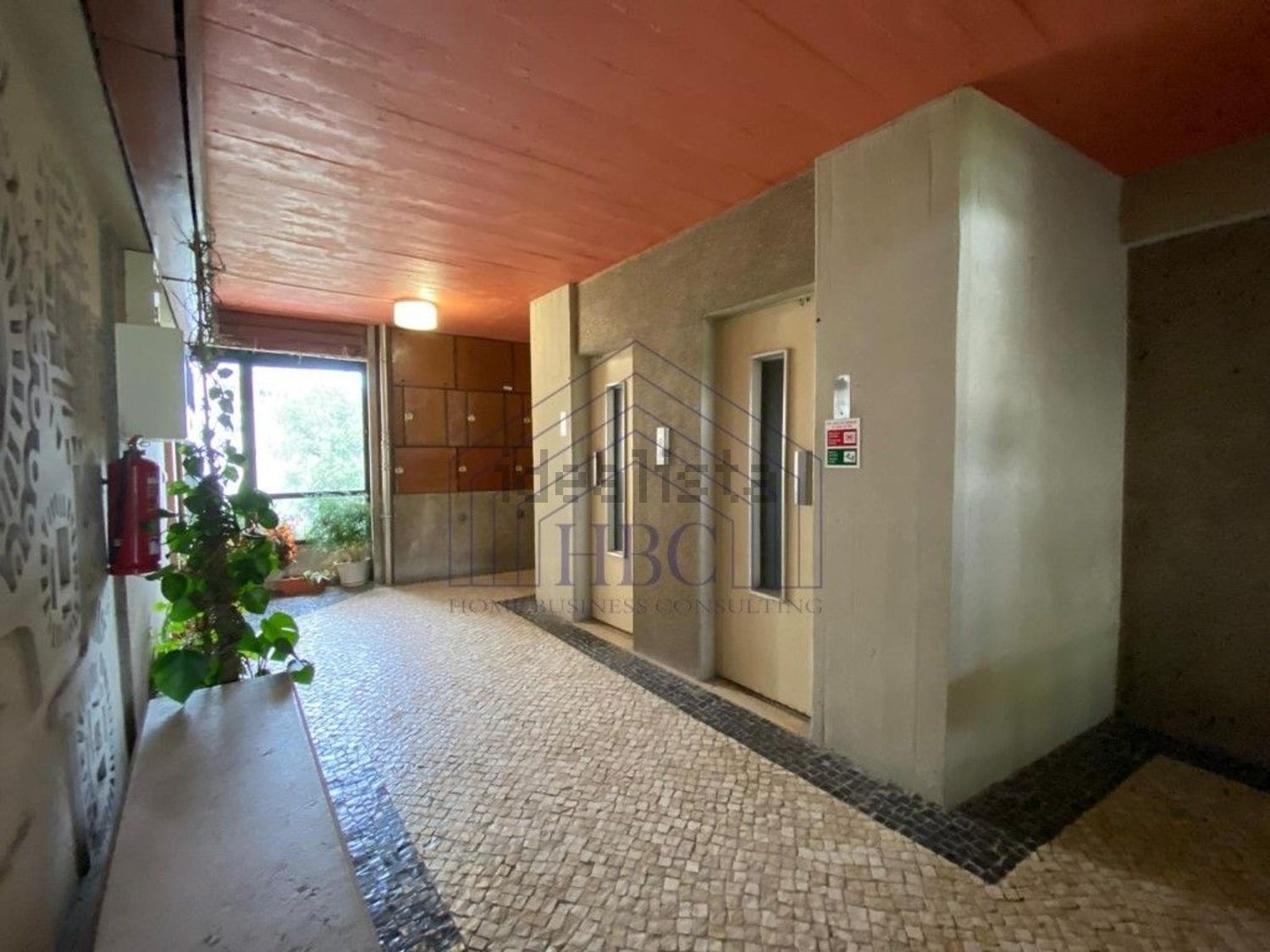 出租公寓 t1在Olivais - 电梯