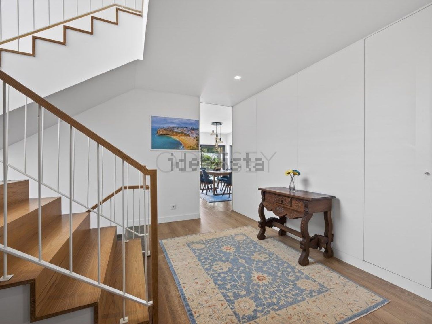 小楼房或独栋别墅出售在Rua da Colina - 前厅