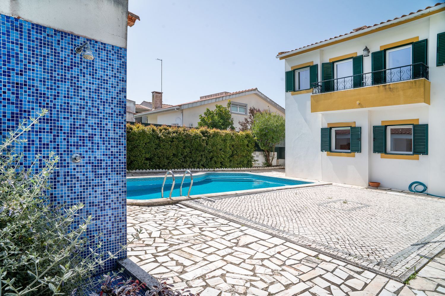小楼房或独栋别墅出售在Rua da Mesquita, 13 - 游泳池