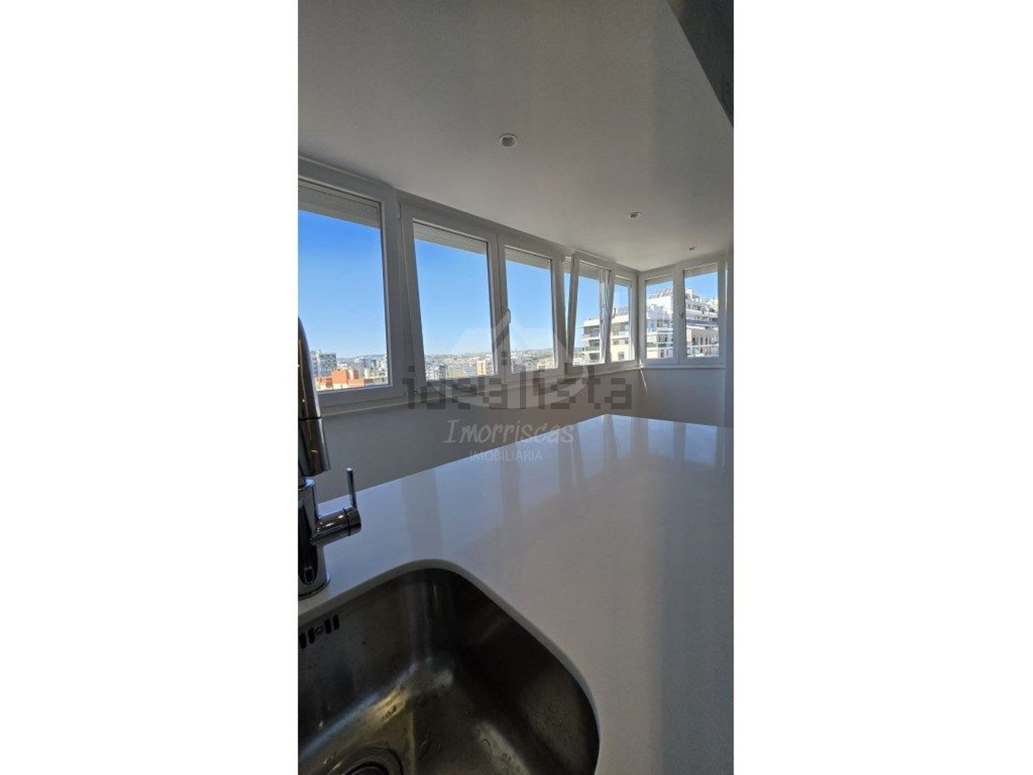 公寓 t3出售在Rua Cidade de Bolama - 照片