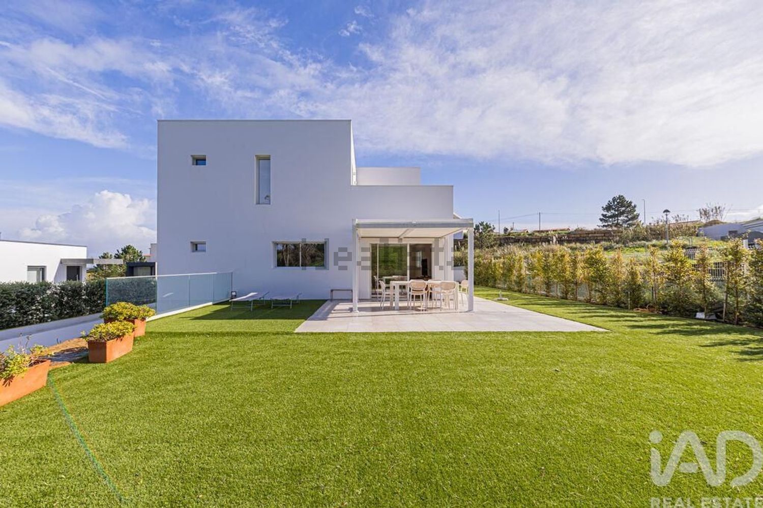 小楼房或独栋别墅出售在Santo Isidoro - 周边