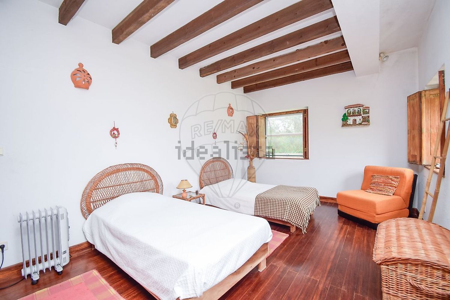 小楼房或独栋别墅出售R. da Portela - 卧室