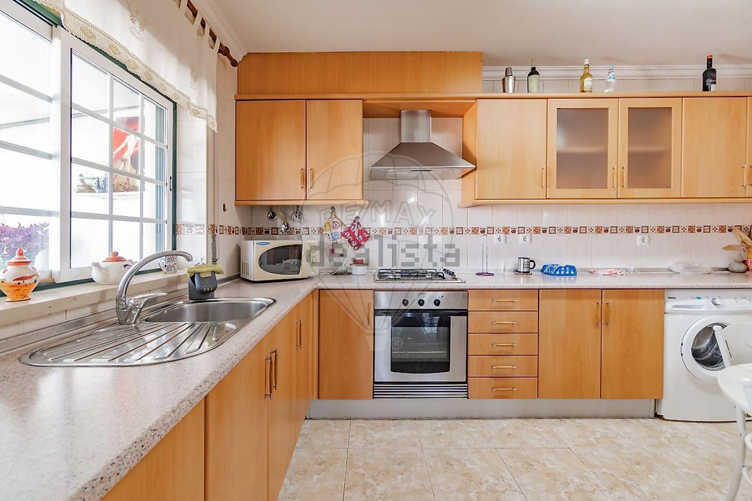 小楼房或独栋别墅出售在Rua das Flores - 厨房