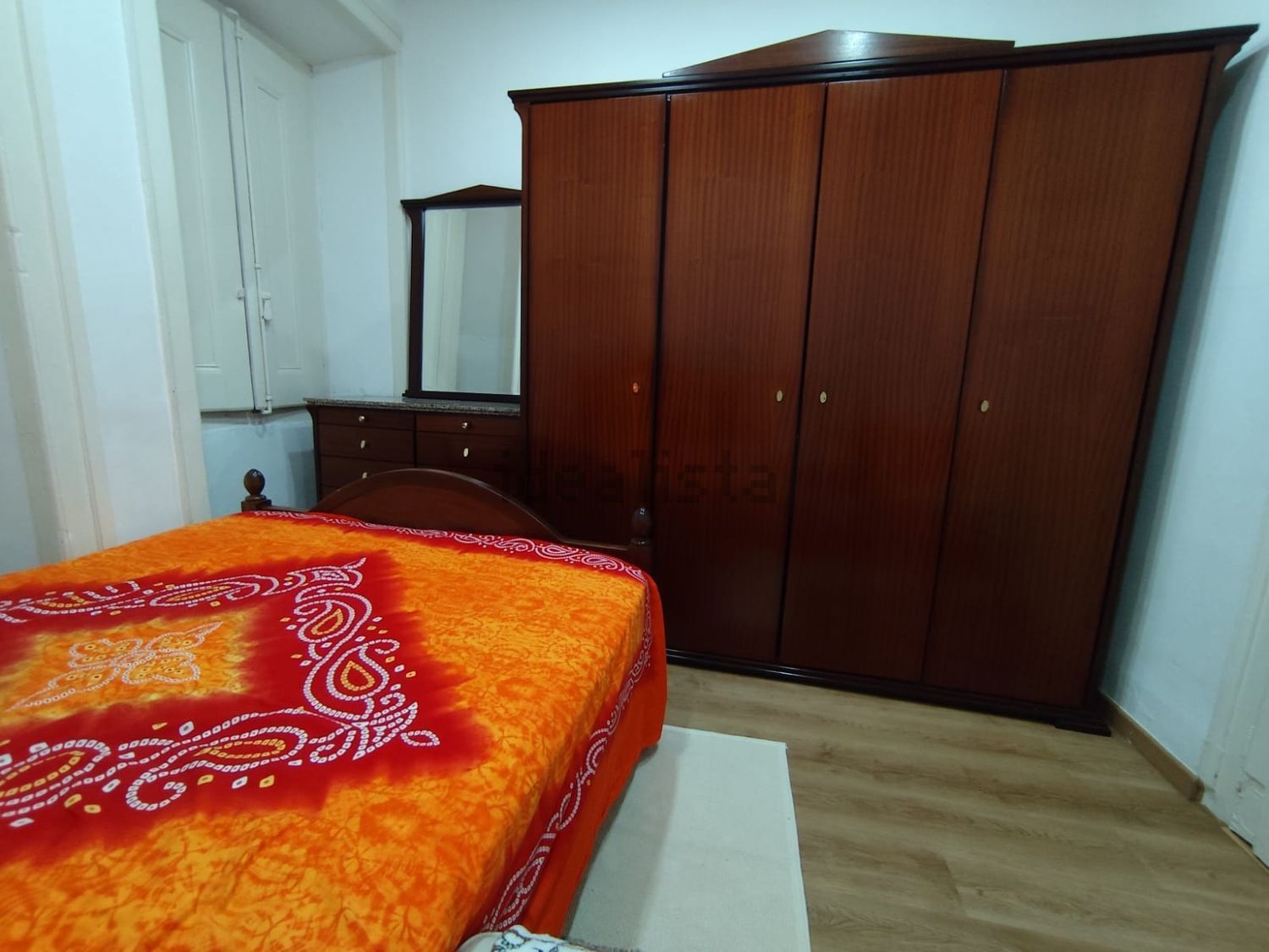 出租房间在Rua Do Vale Formoso, 141 - 卧室