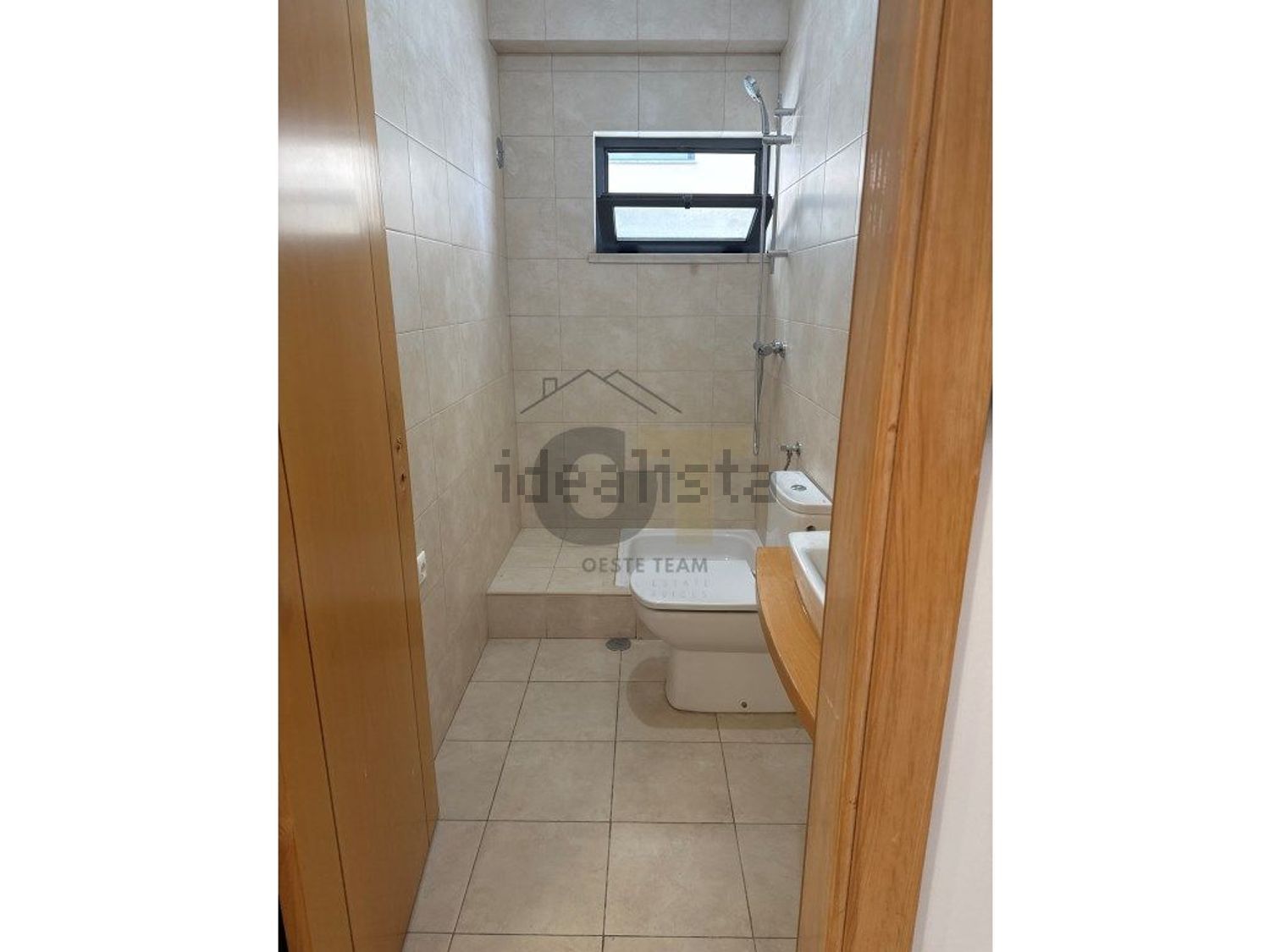 小楼房或独栋别墅出售在Rua Pulido Valente, 14 - 卫生间