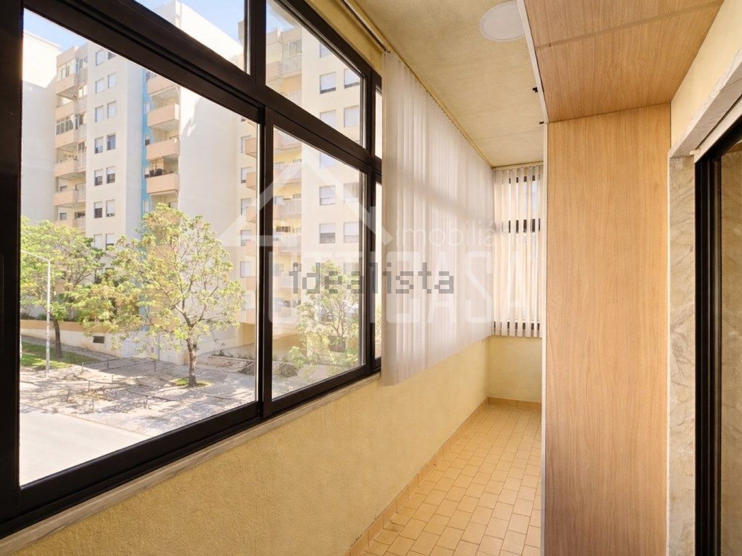 公寓 t2出售在Rua Francisco Pereira Júnior - 露台