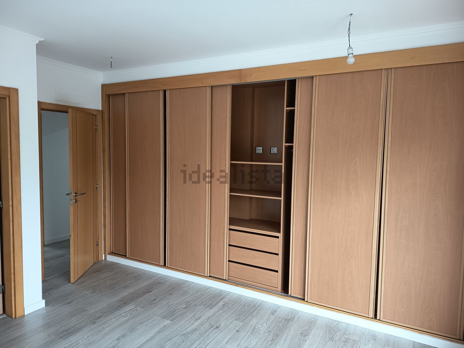 小楼房或独栋别墅出售在Rua Ferreira Soares - 试衣间