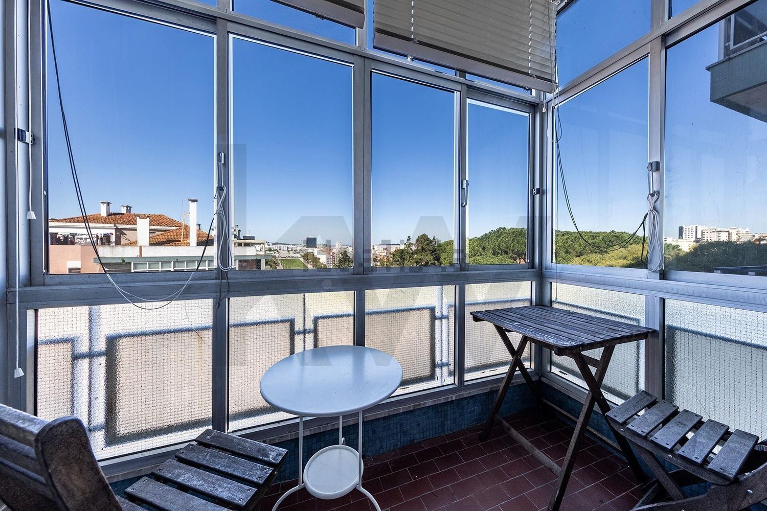 出租公寓 t1在Bairro dos Actores - Barão Sabrosa - 阳台