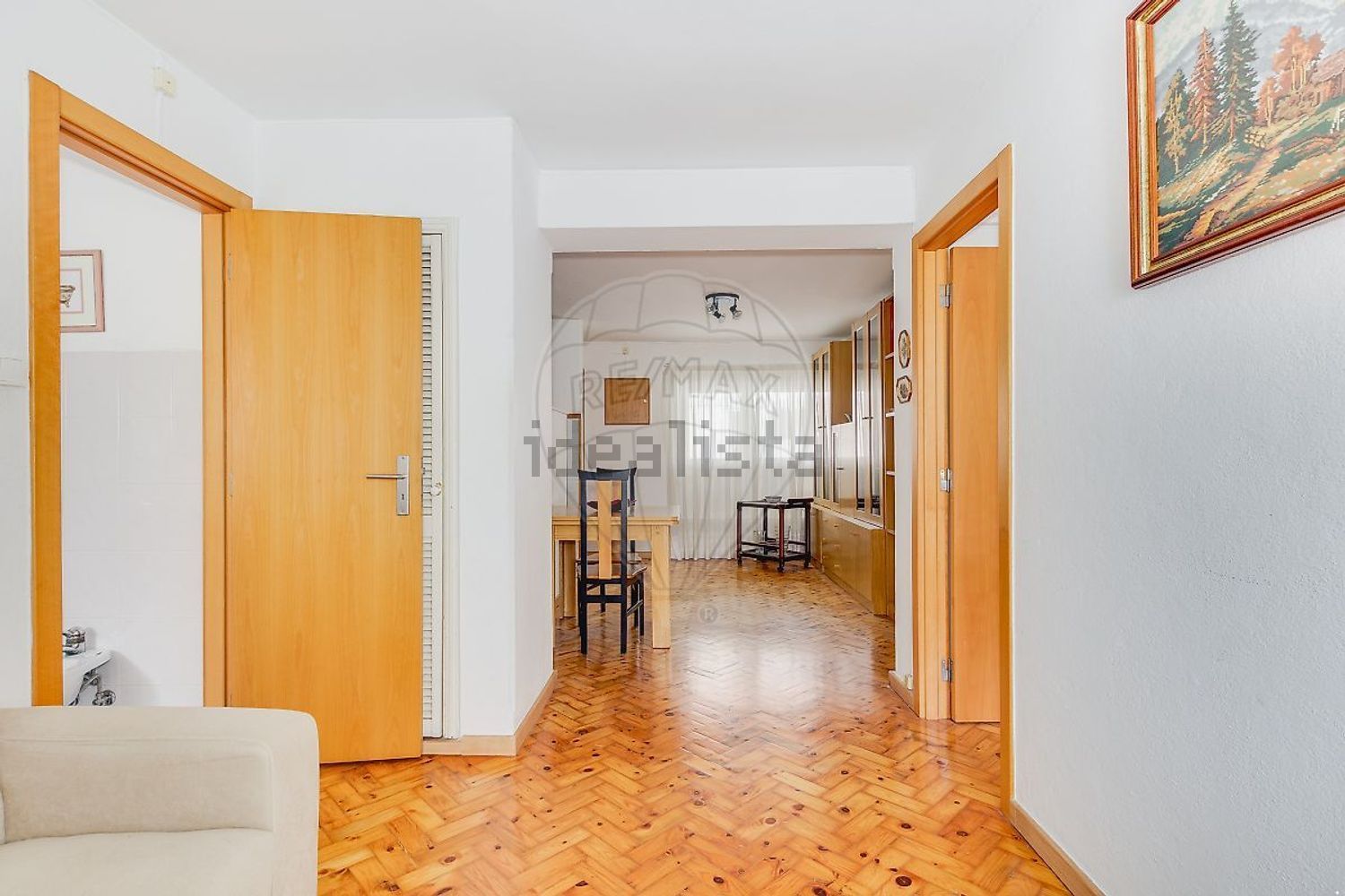 公寓 t2出售在Rua Cândido de Oliveira - 过道