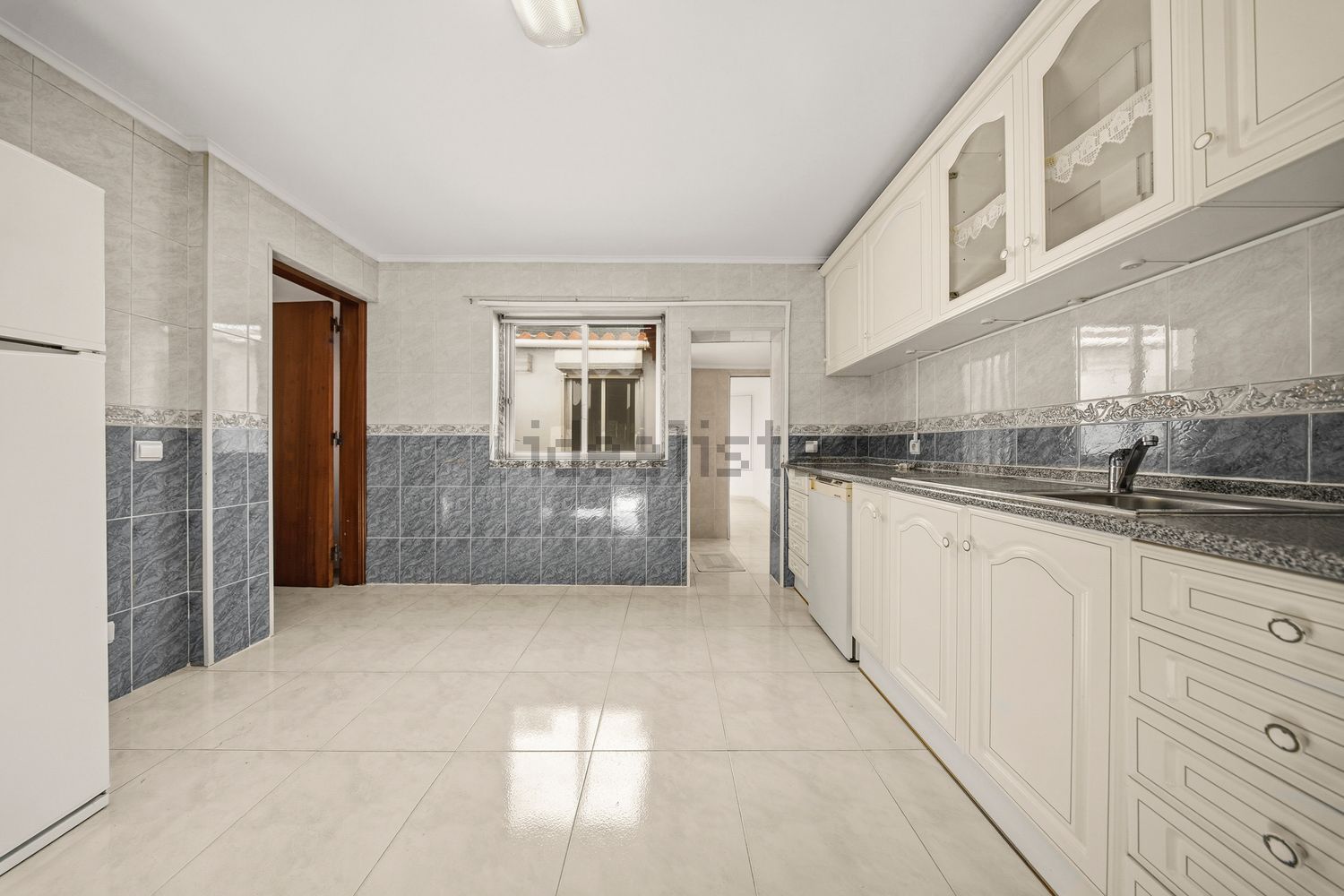 公寓 t2出售在Praceta Nova - 厨房