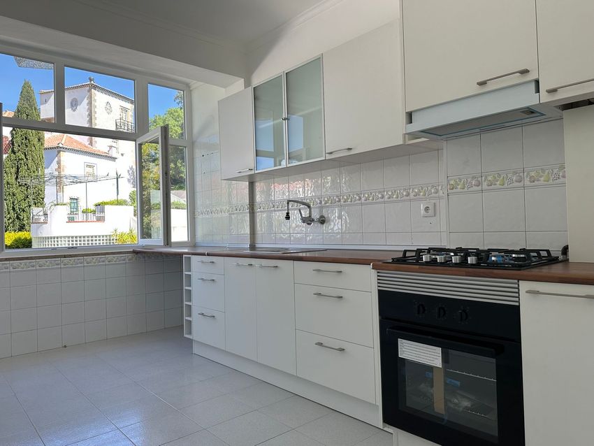 出租公寓 t2在Praça de Angola, 40