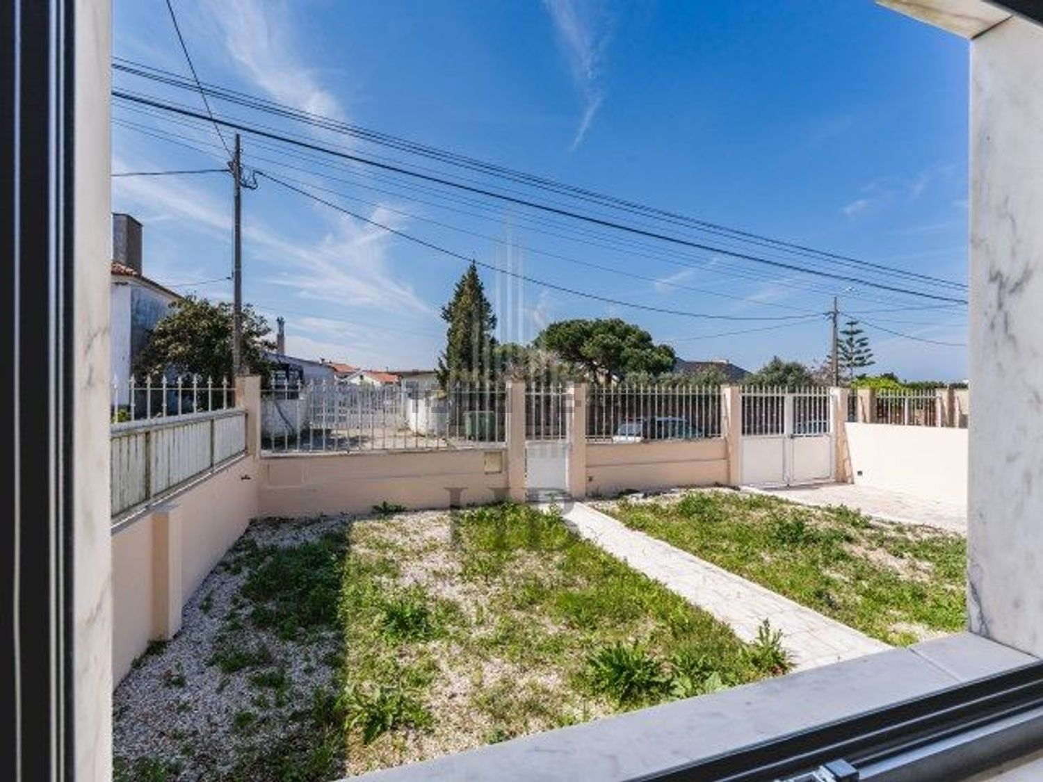 出租小楼房或独栋别墅在Rua do Arneiro - 照片