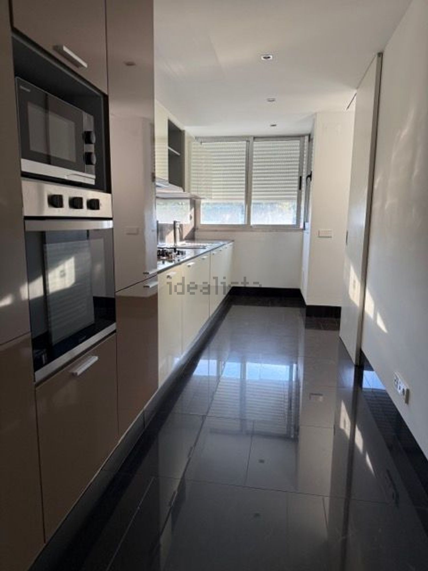 出租公寓 t3在Rua General José Celestino da Silva - 厨房