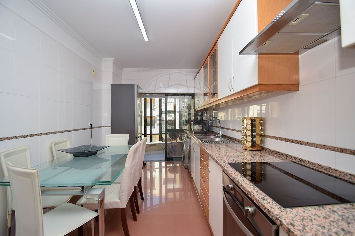 公寓 t3出售在Rua Heliodoro Salgado - 厨房