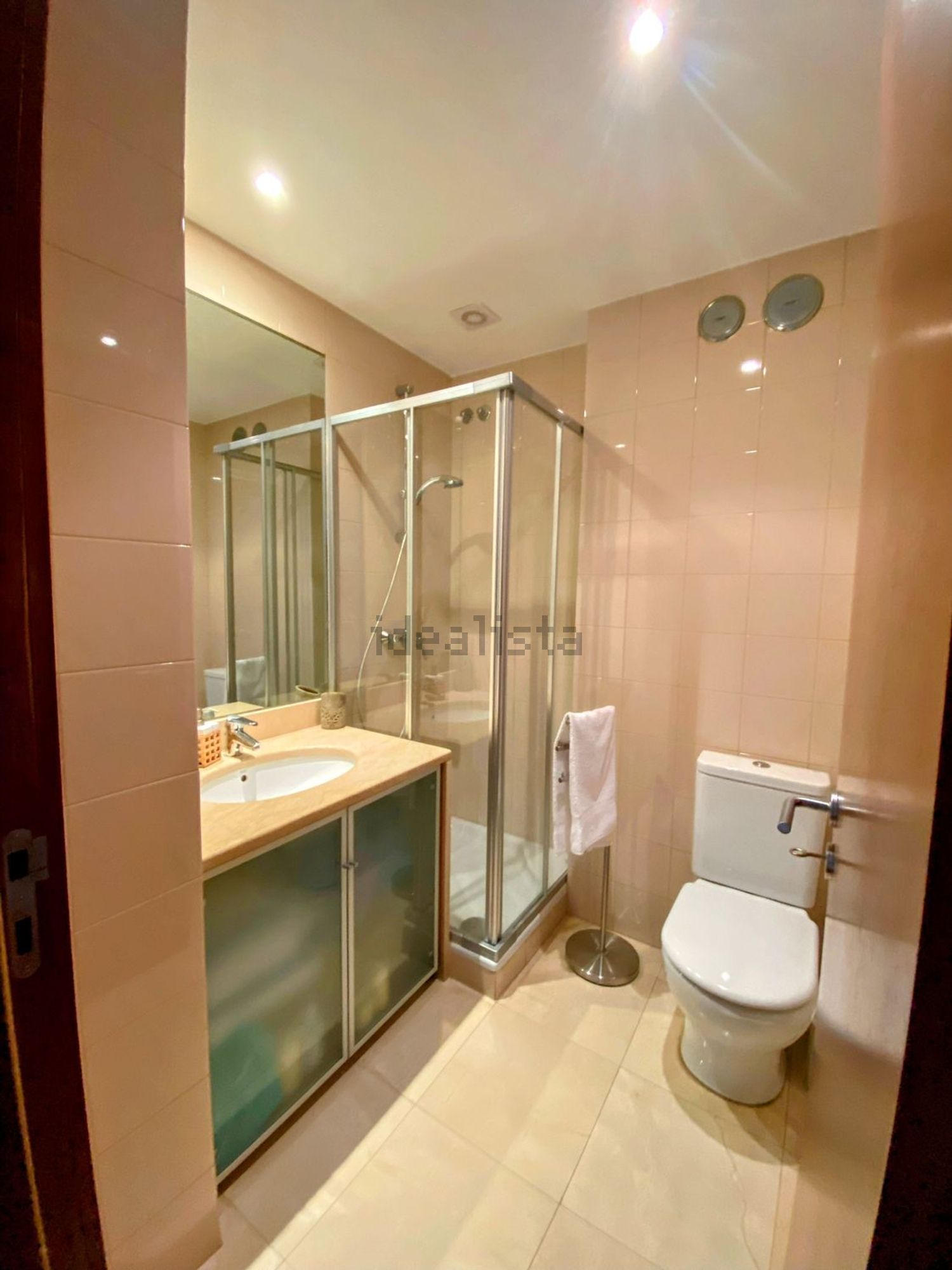 出租公寓 t2在Rua Melo Antunes, 4 - 卫生间