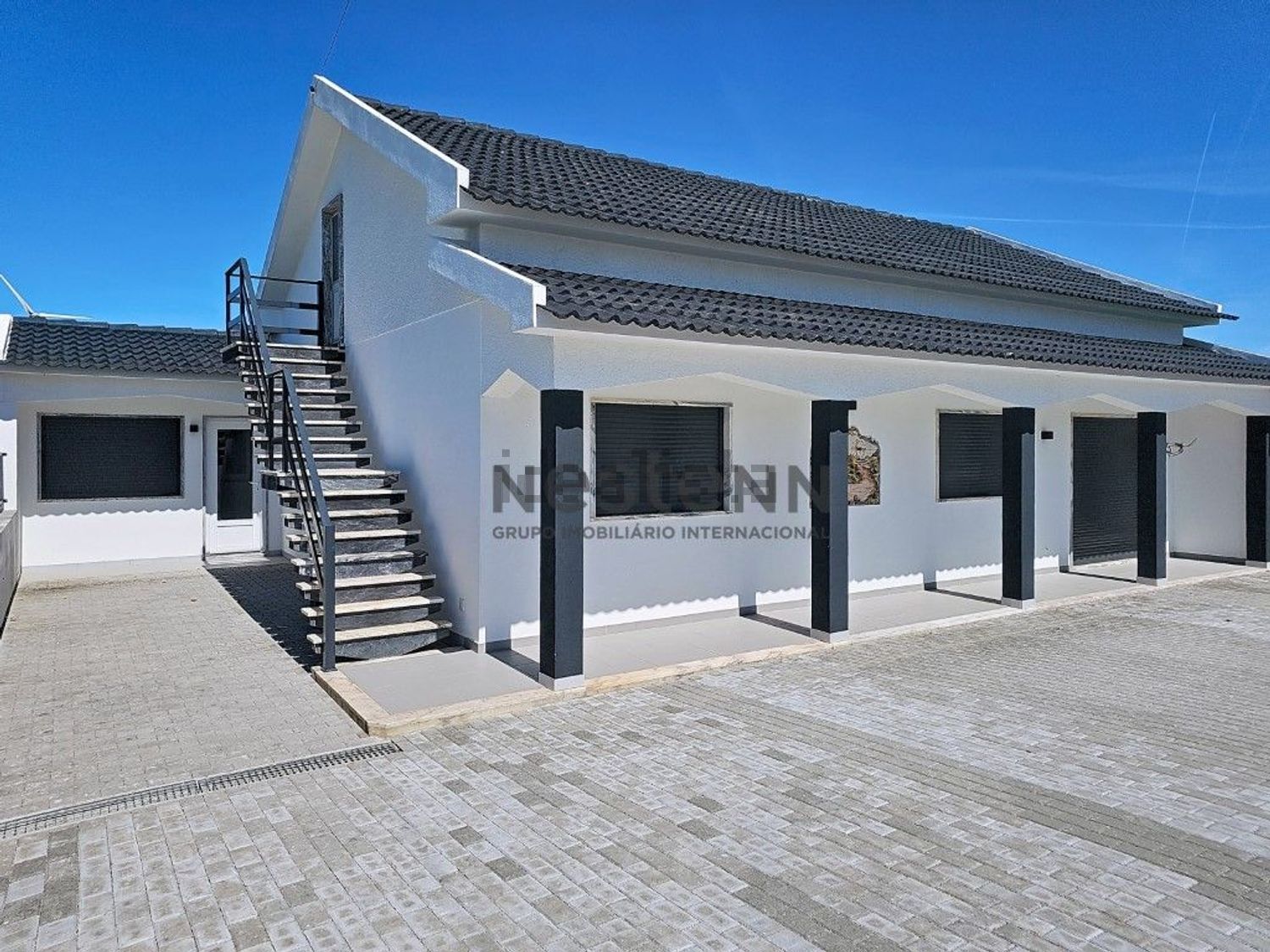 小楼房或独栋别墅出售在Rua do Forno s/n - 外立面