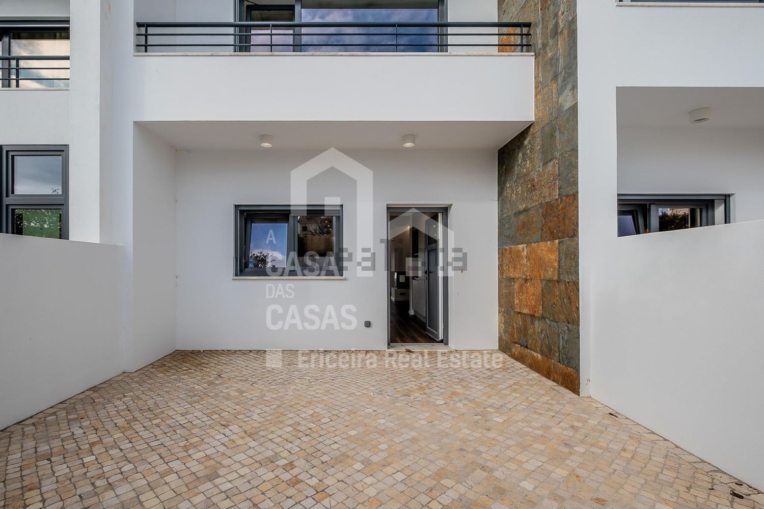 联排别墅出售在Rua da Cancelinha, 12 - 外立面