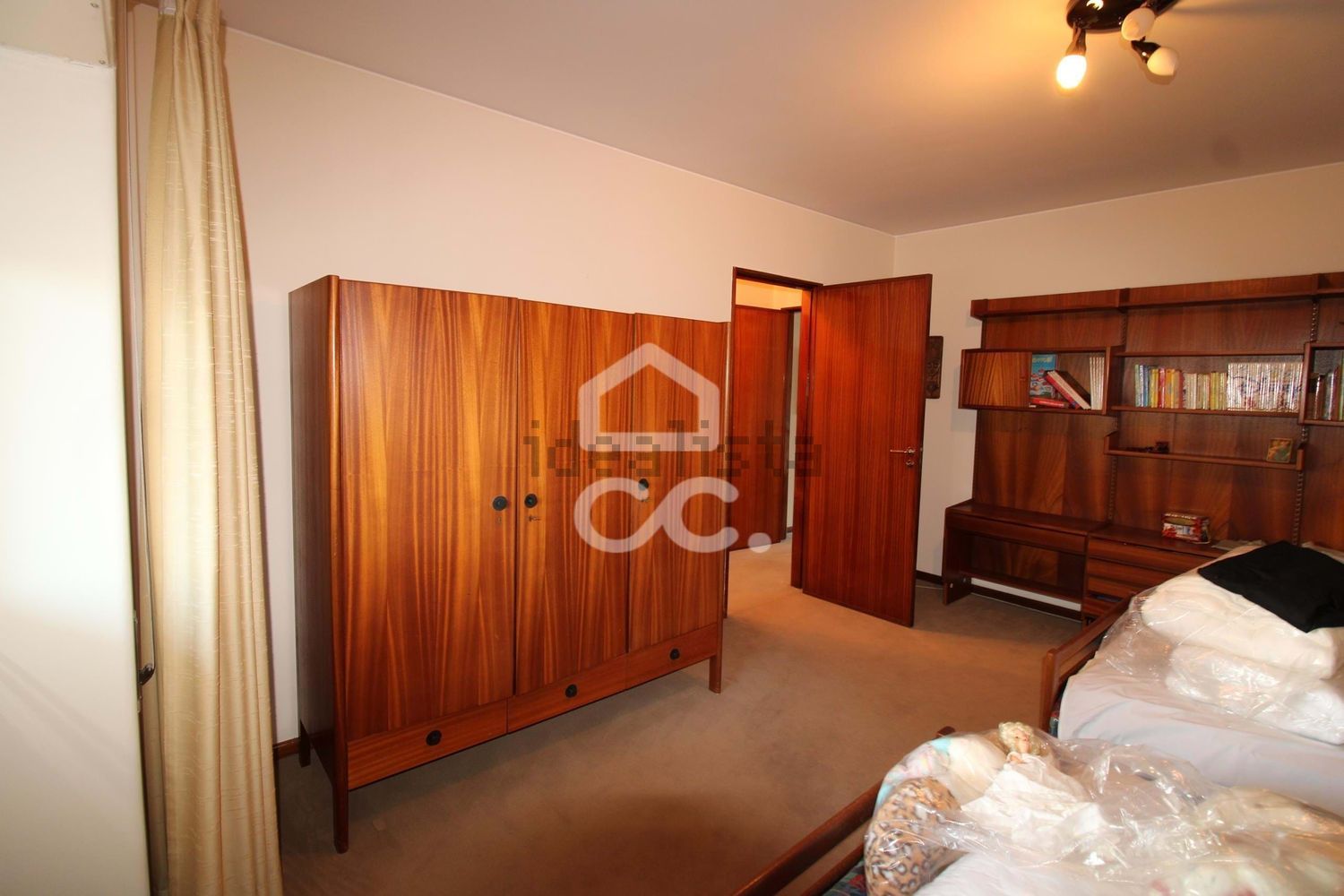 小楼房或独栋别墅出售在Santo Antão e São Julião do Tojal - 卧室