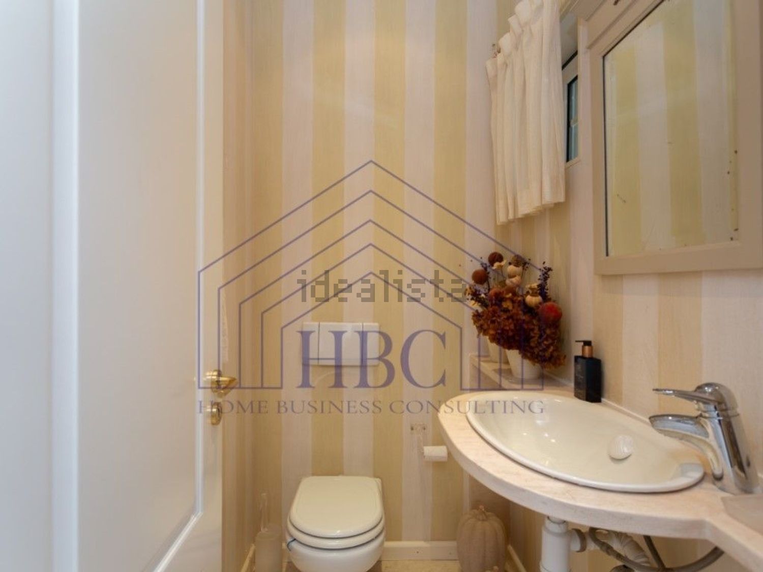 出租小楼房或独栋别墅在Beloura - Penha Longa - 卫生间