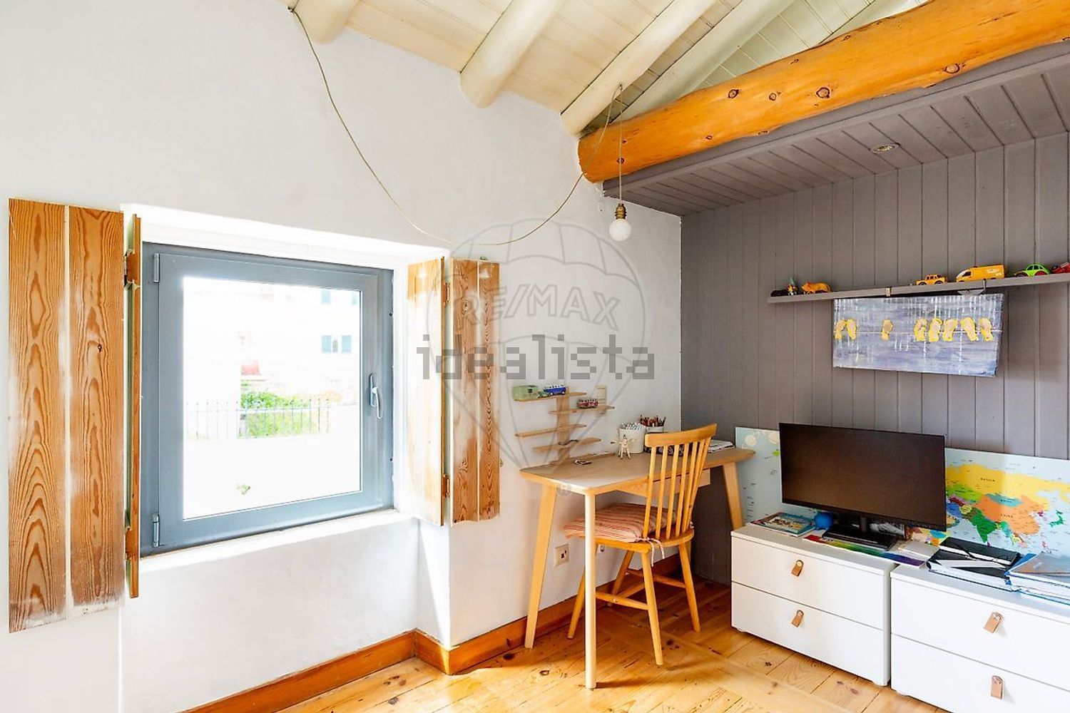 小楼房或独栋别墅出售在Estrada da Moucheira - 客厅