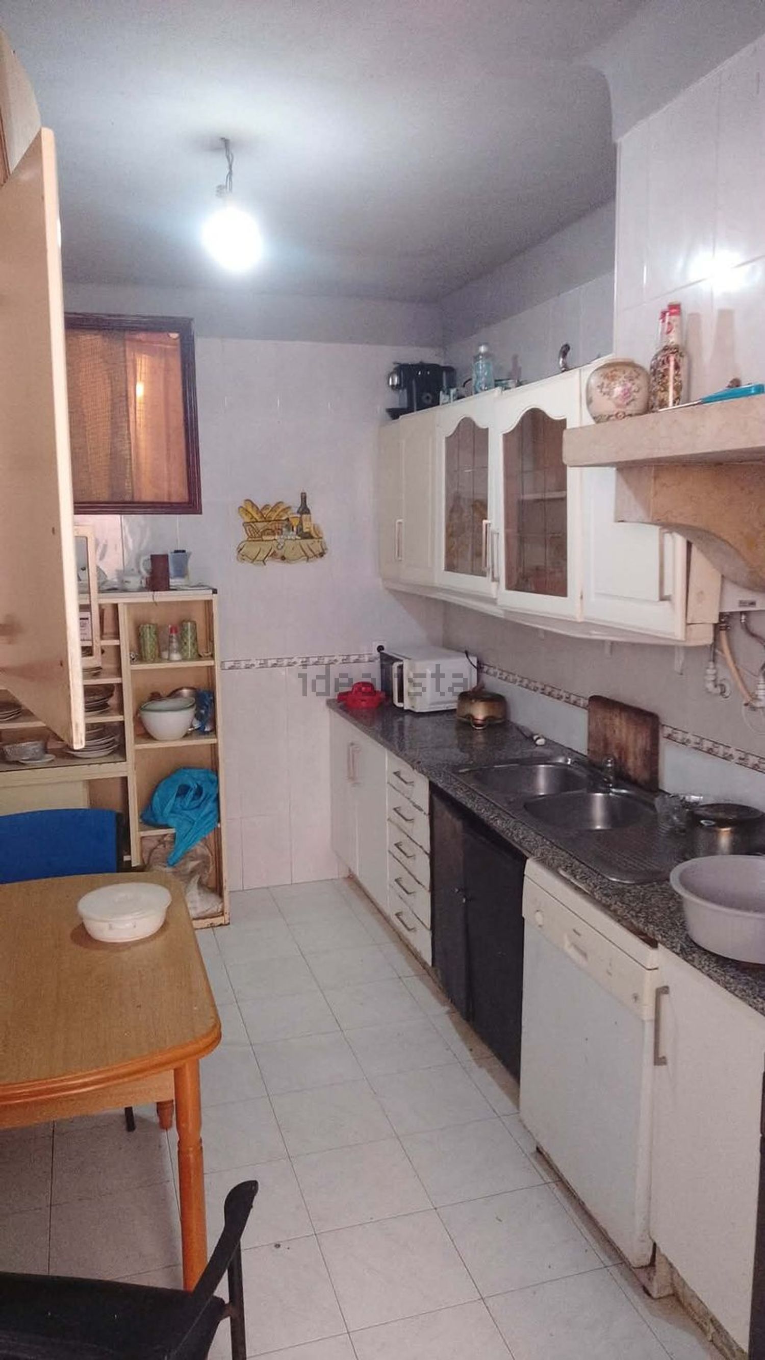 出租房间在Avenida Gago Coutinho, 27 - 厨房