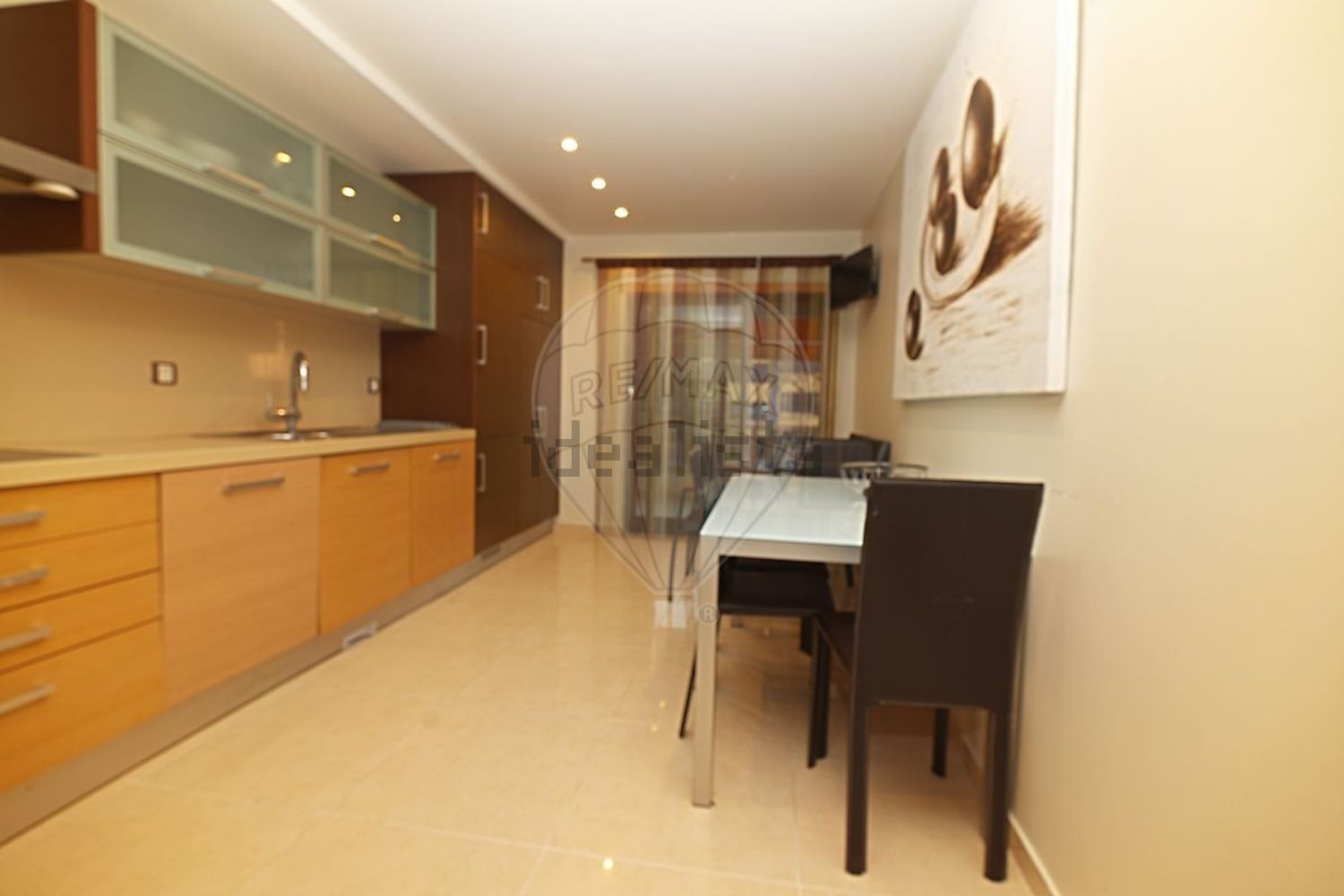 出租公寓 t3在Praça da Concórdia - 厨房