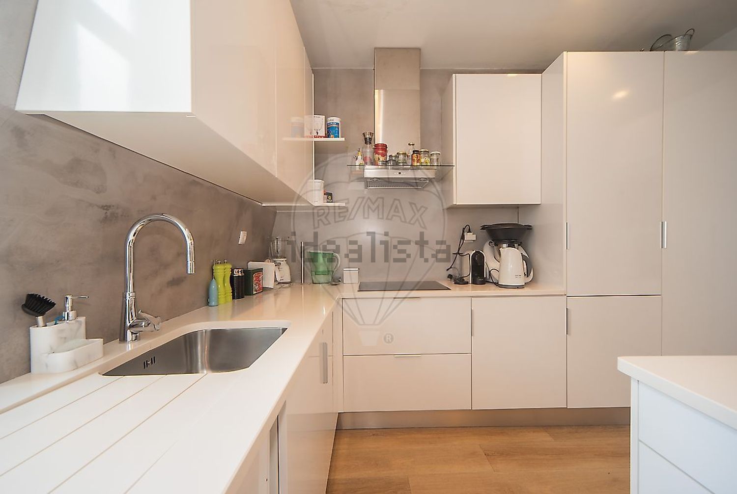 公寓 t3出售在Rua de São Bernardo, 34 a - 厨房