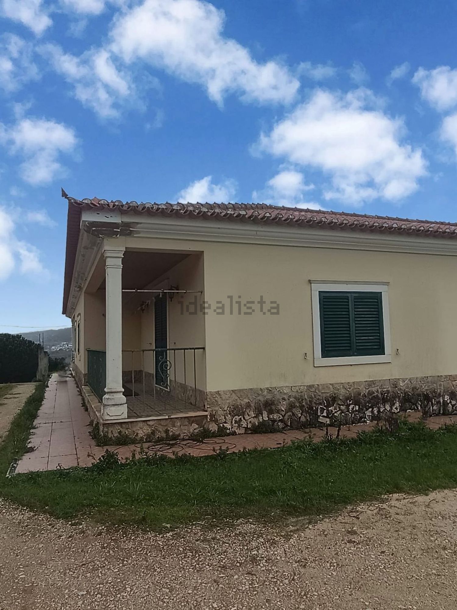 小楼房或独栋别墅出售在Caminho dos Reguengos - 外立面