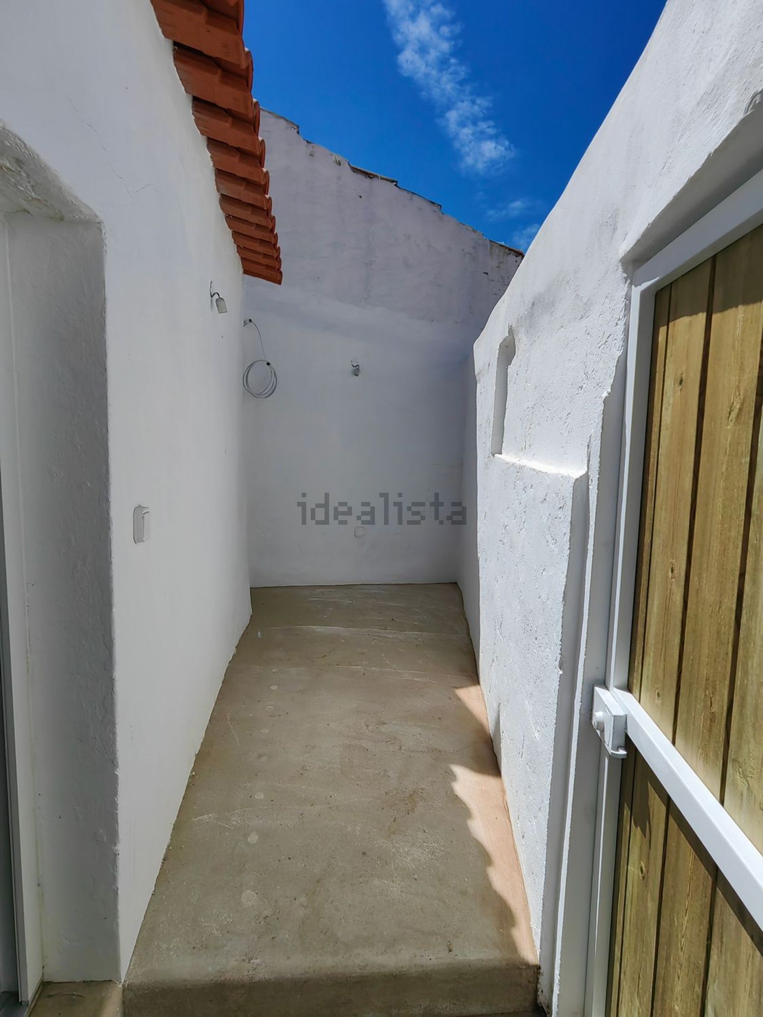 双拼别墅出售在Rua Sebastião Sobral Figueira, 39 - 院子