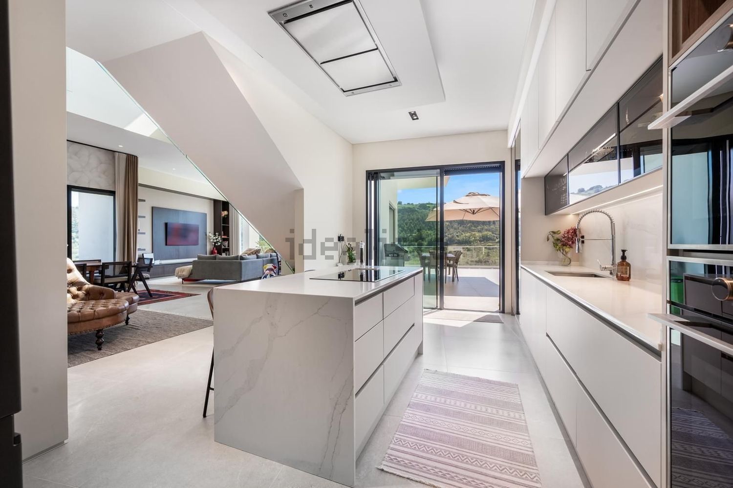 小楼房或独栋别墅出售在Rua das Lombas - 照片