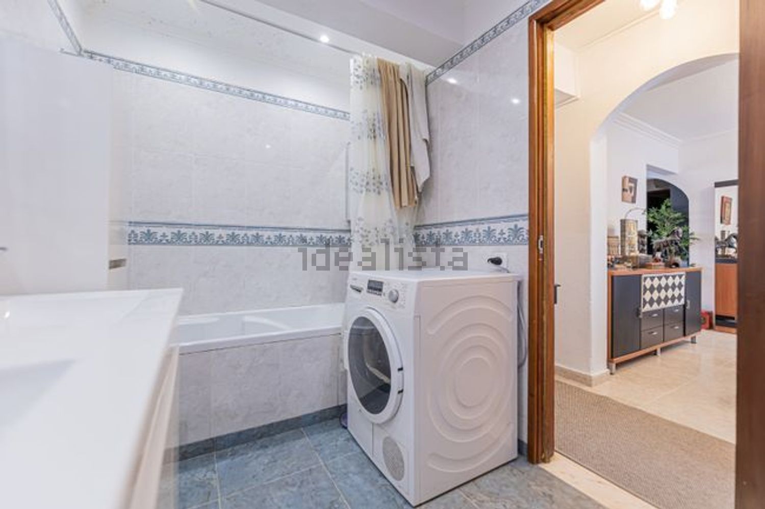 公寓 t4出售在Rua Almeida Garrett, 29 - 卫生间