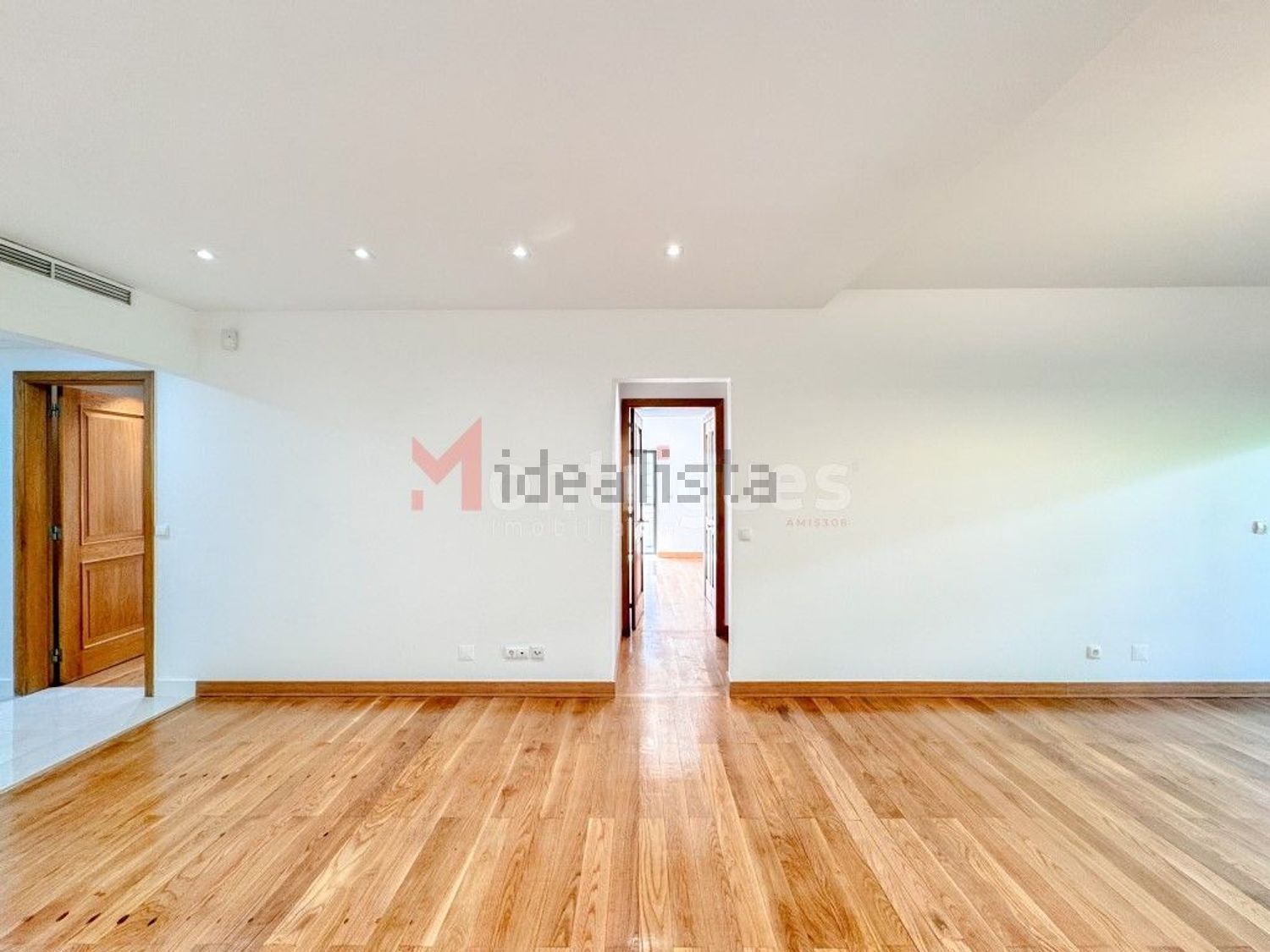 公寓 t3出售在Rua da Ilha dos Amores - 客厅