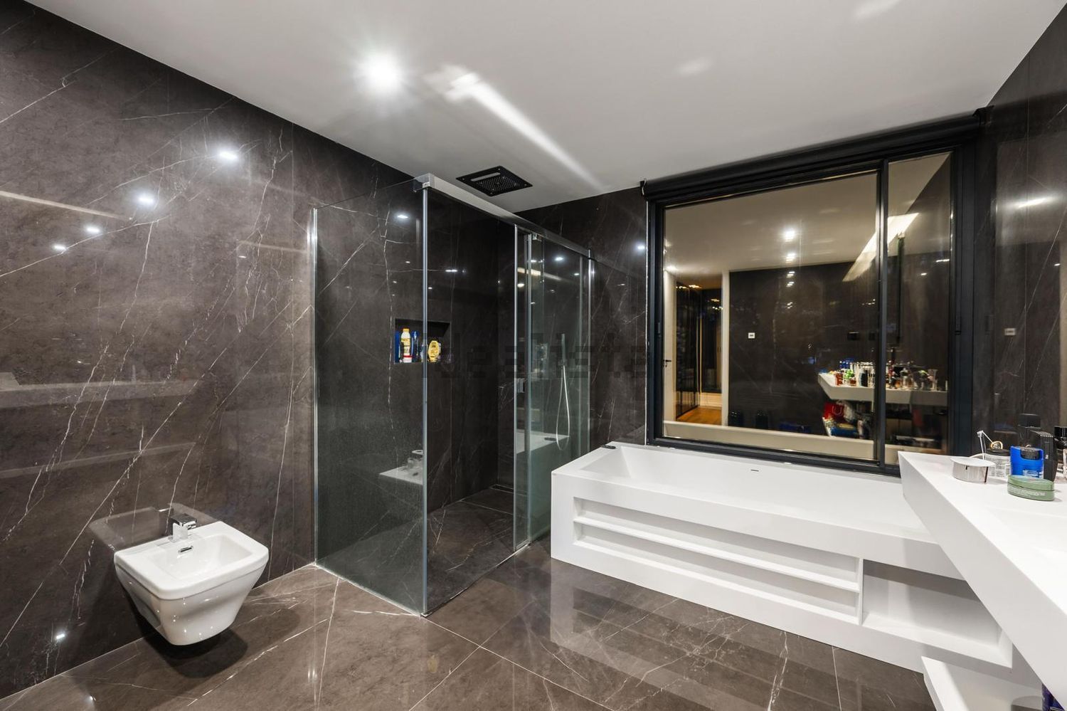 小楼房或独栋别墅出售在Rua das Mimosas - 卫生间