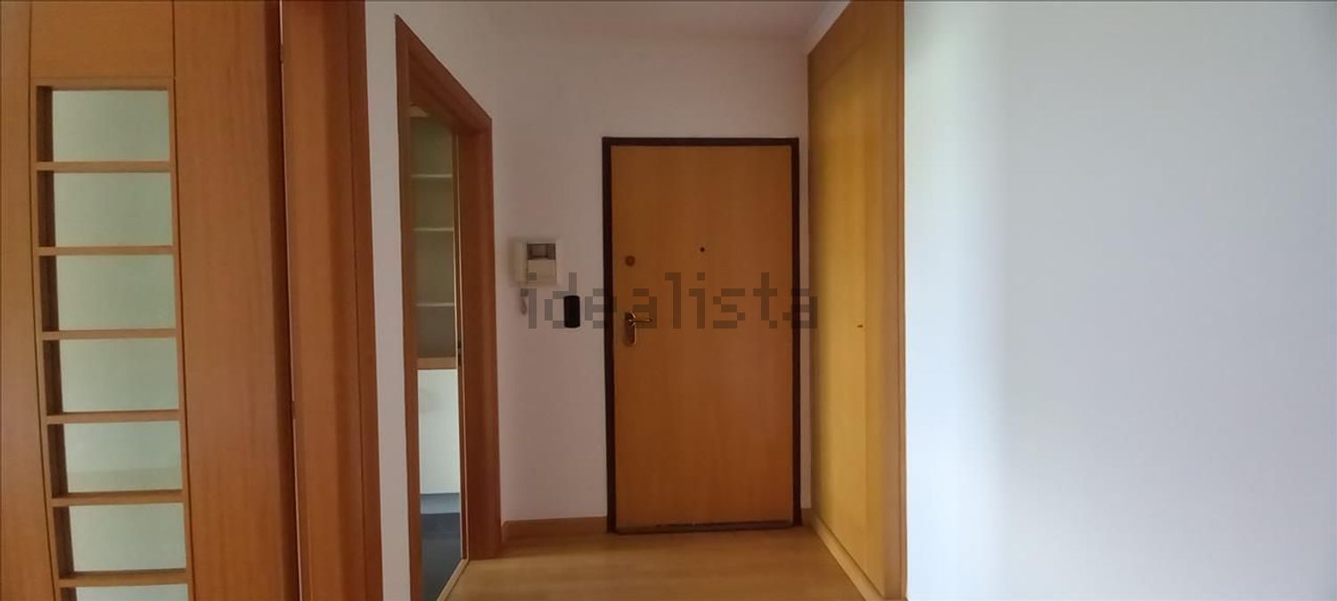 公寓 t1出售在Avenida Cidade de Bratislava - 过道