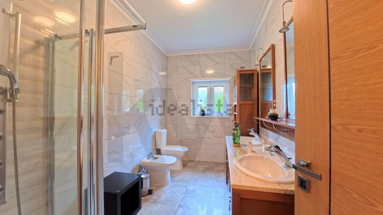 出租小楼房或别墅在Paz - Salgados - 卫生间