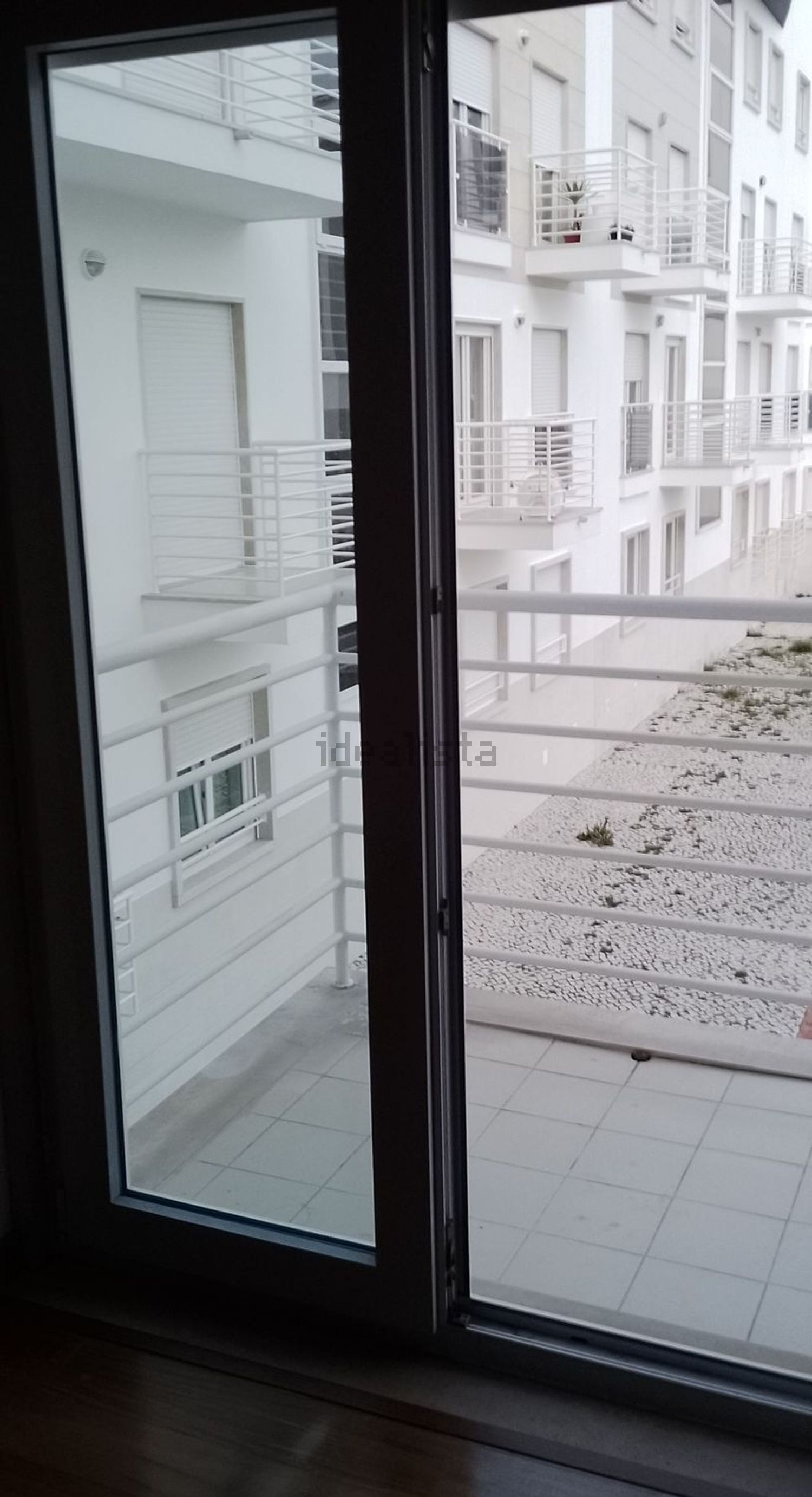 出租公寓 t3在Rua Carlos Reis, 7 - 露台