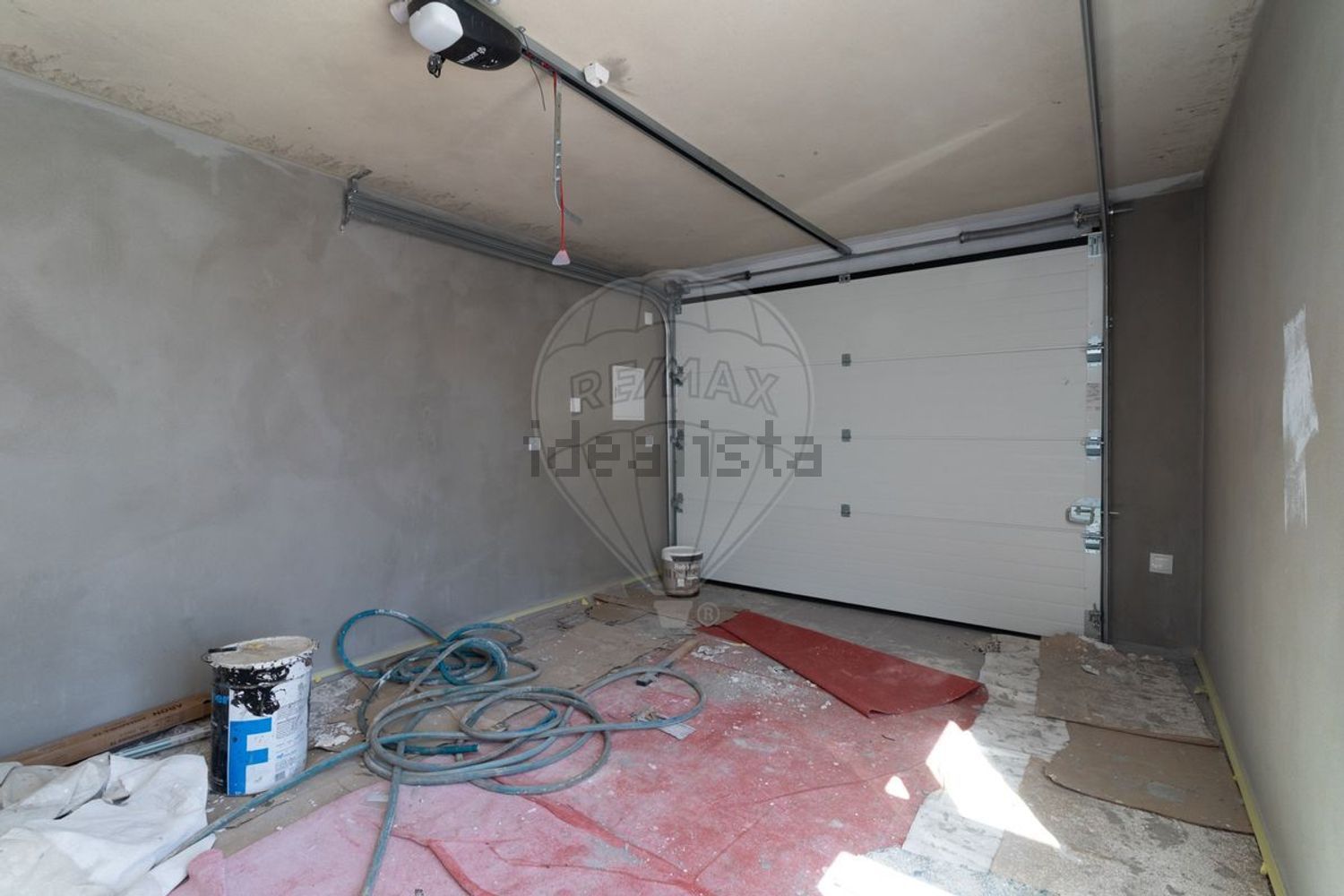 小楼房或独栋别墅出售在Rua Aquilino Ribeiro - 照片