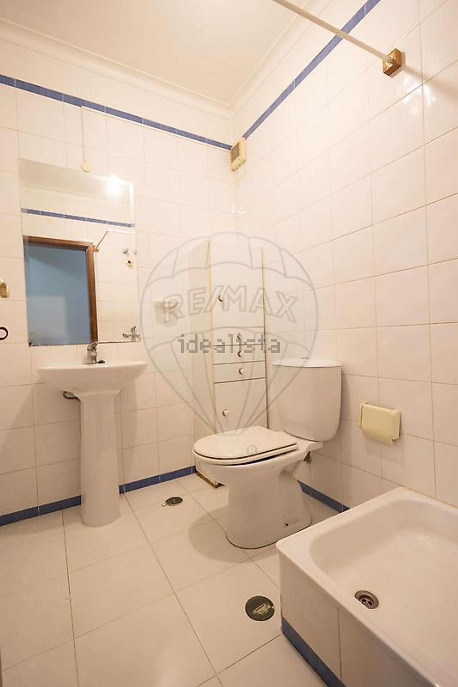 出租公寓 t2在Praceta Libânia do Carmo Galvão - 卫生间