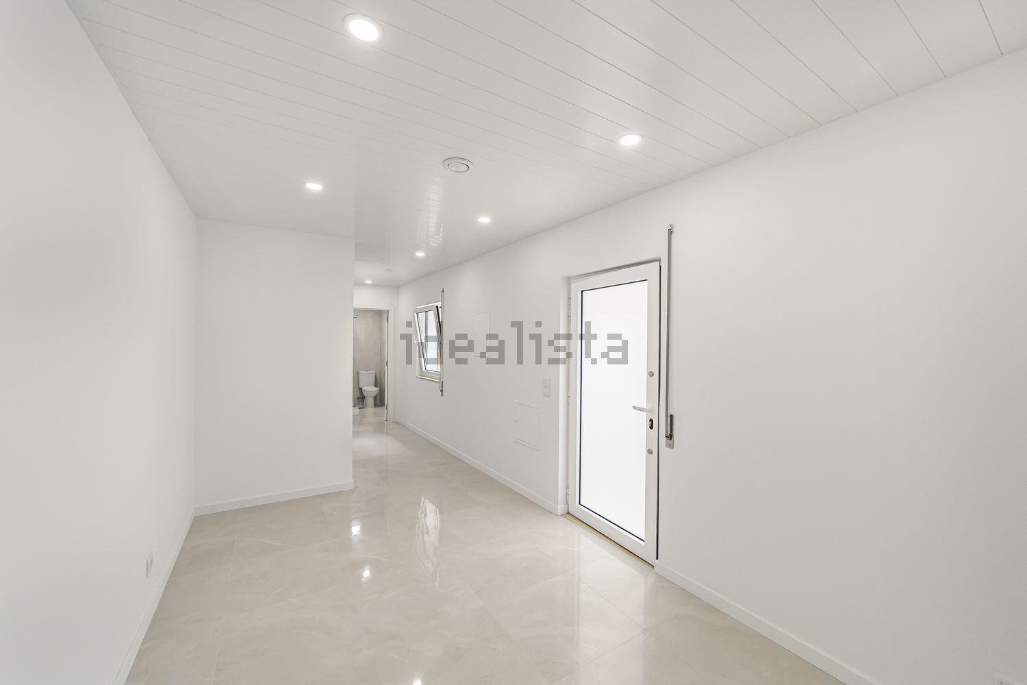 出租t0（单人公寓）在Rua José Ferreira Pio - 居住