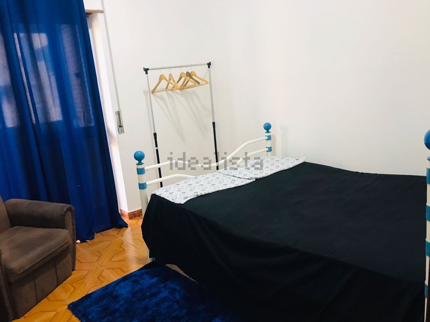 出租房间在Rua Ana de Castro Osório, 7 - 卧室