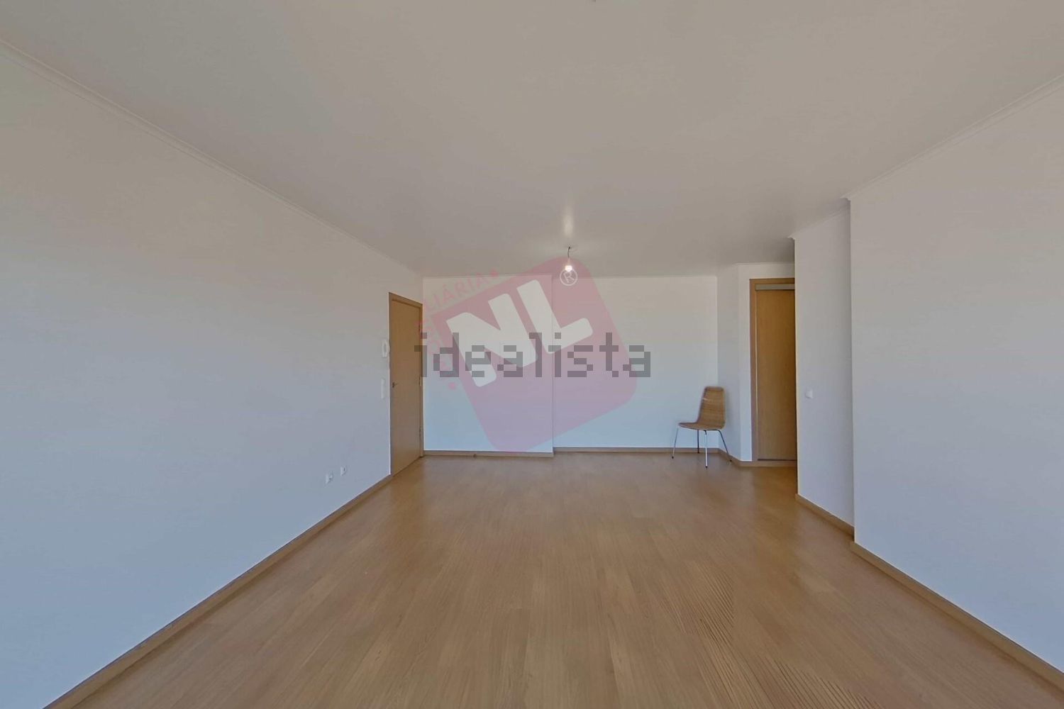 出租公寓 t2在Rua Fernando Gusmão, 17 - 客厅