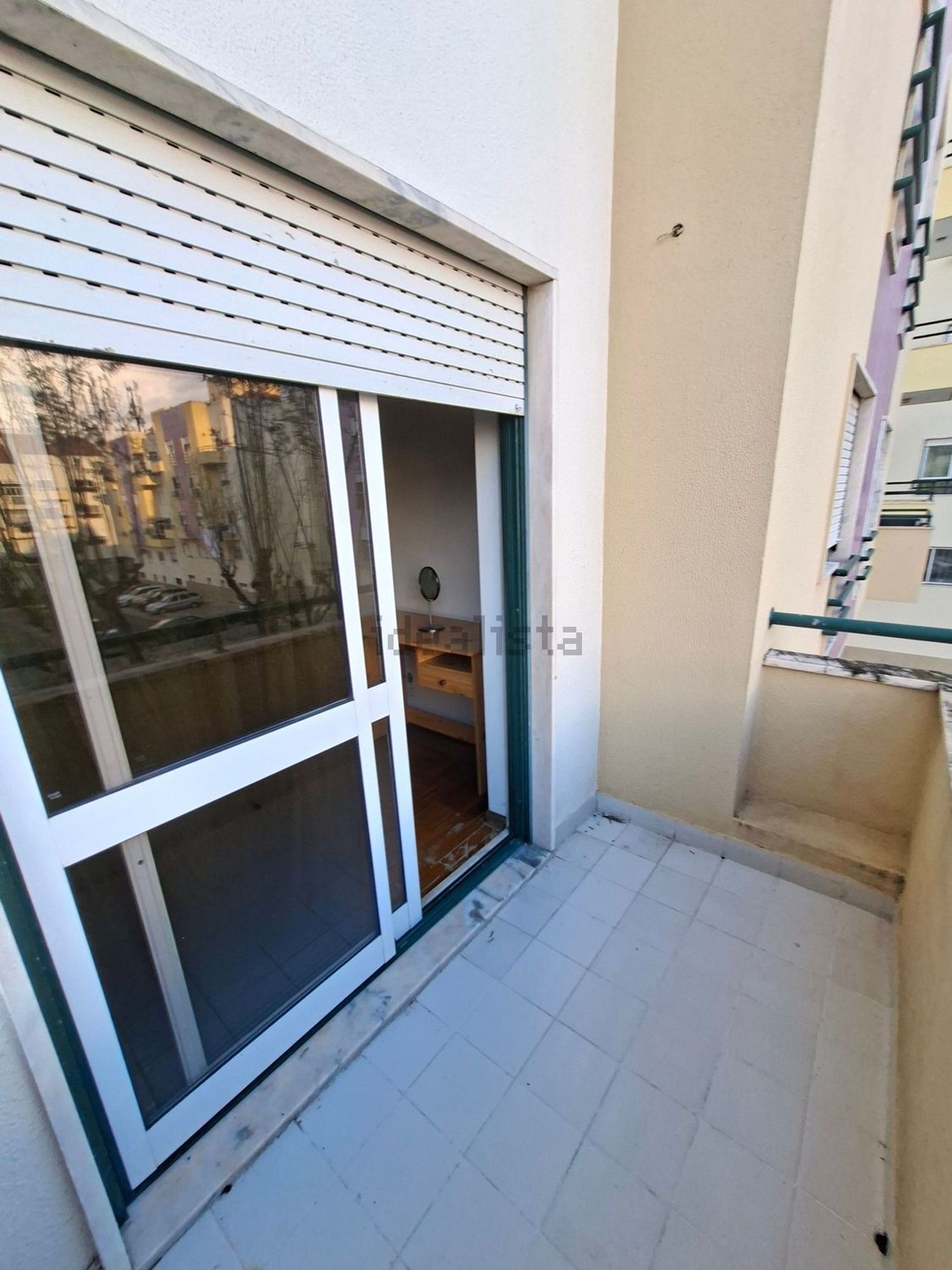 出租房间在Rua Doutor Francisco Sá Carneiro, 10 - 居住