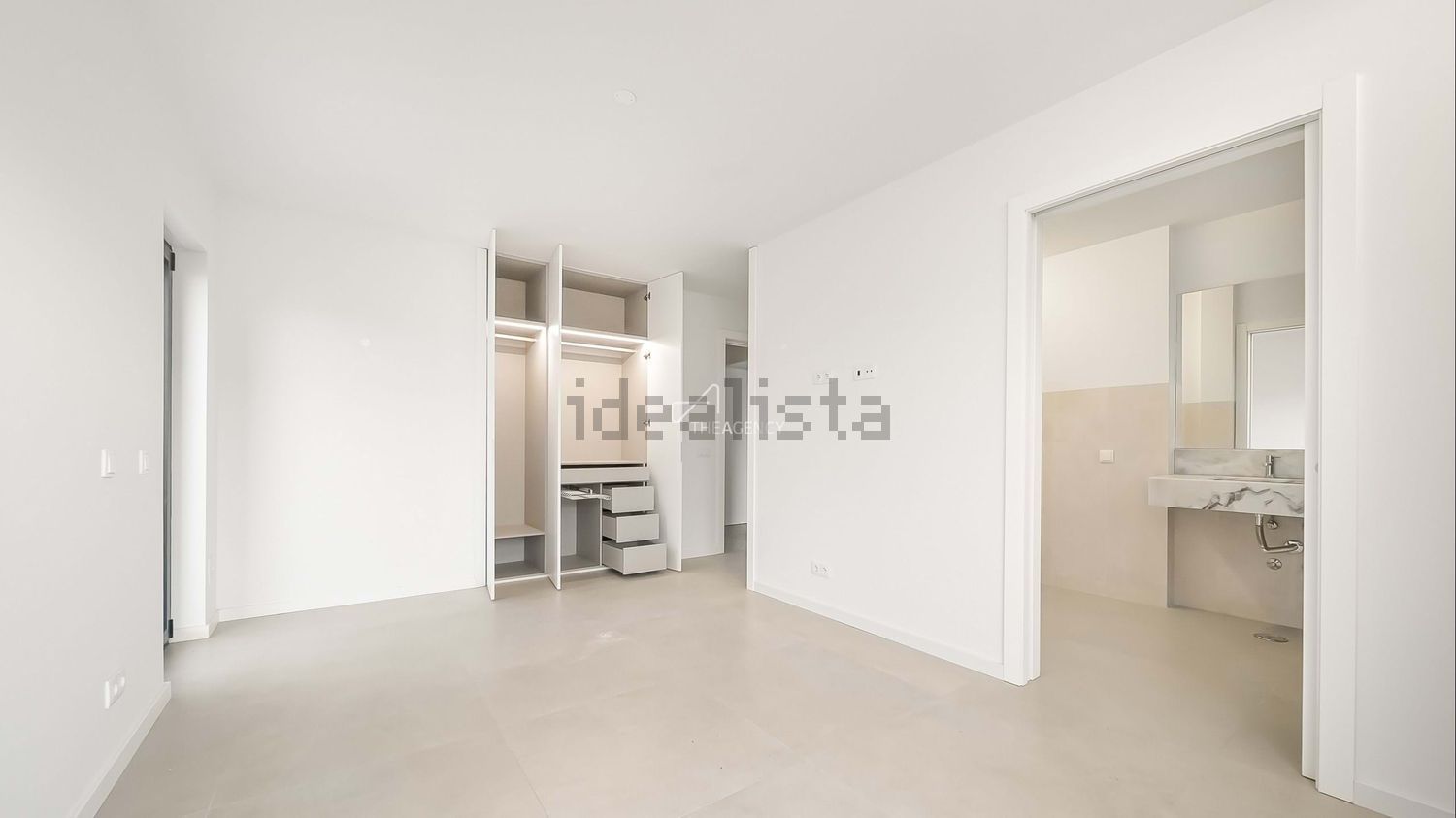 双拼别墅出售在Bairro da Quintinha - 照片