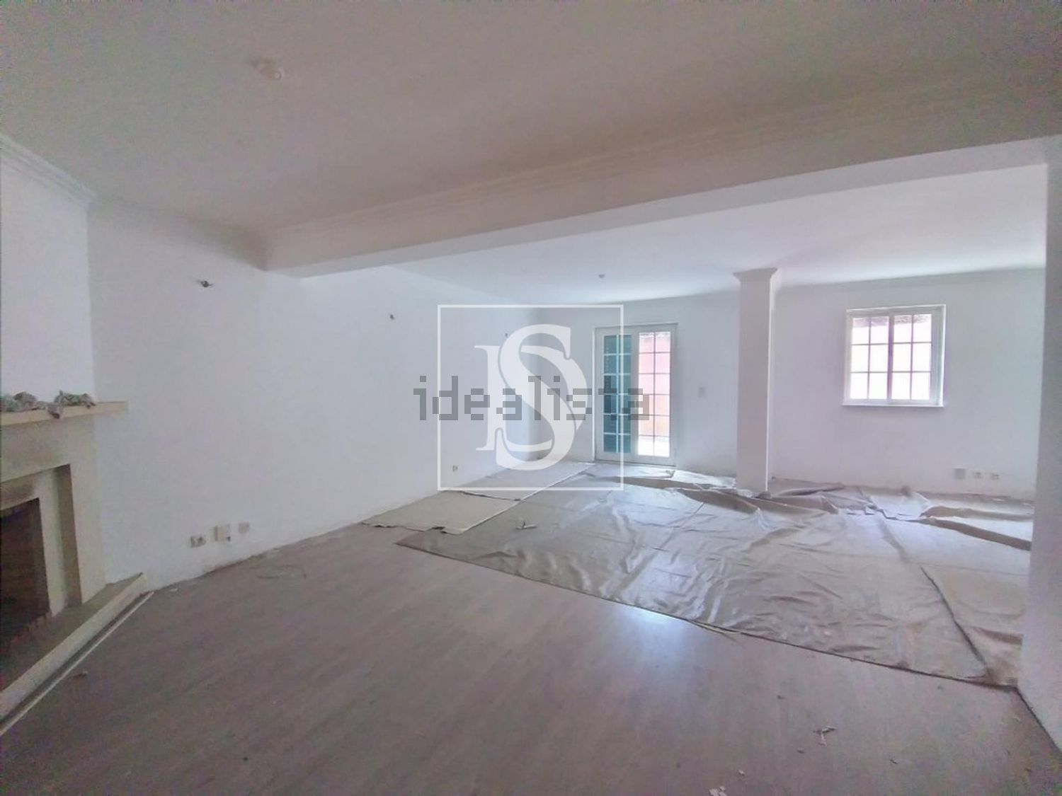 小楼房或独栋别墅出售在Rio Mouro Velho - Alto do Forte - 居住