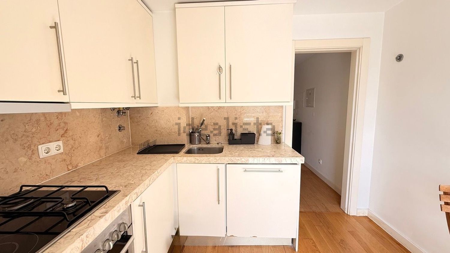 出租公寓 t1在Rua da Metade, 23 - 厨房