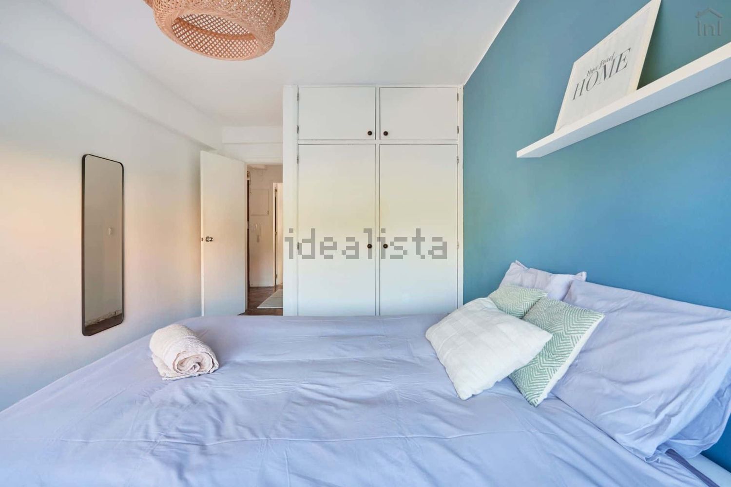 出租房间在Rua Professor Barbosa Sueiro, 18 - 卧室