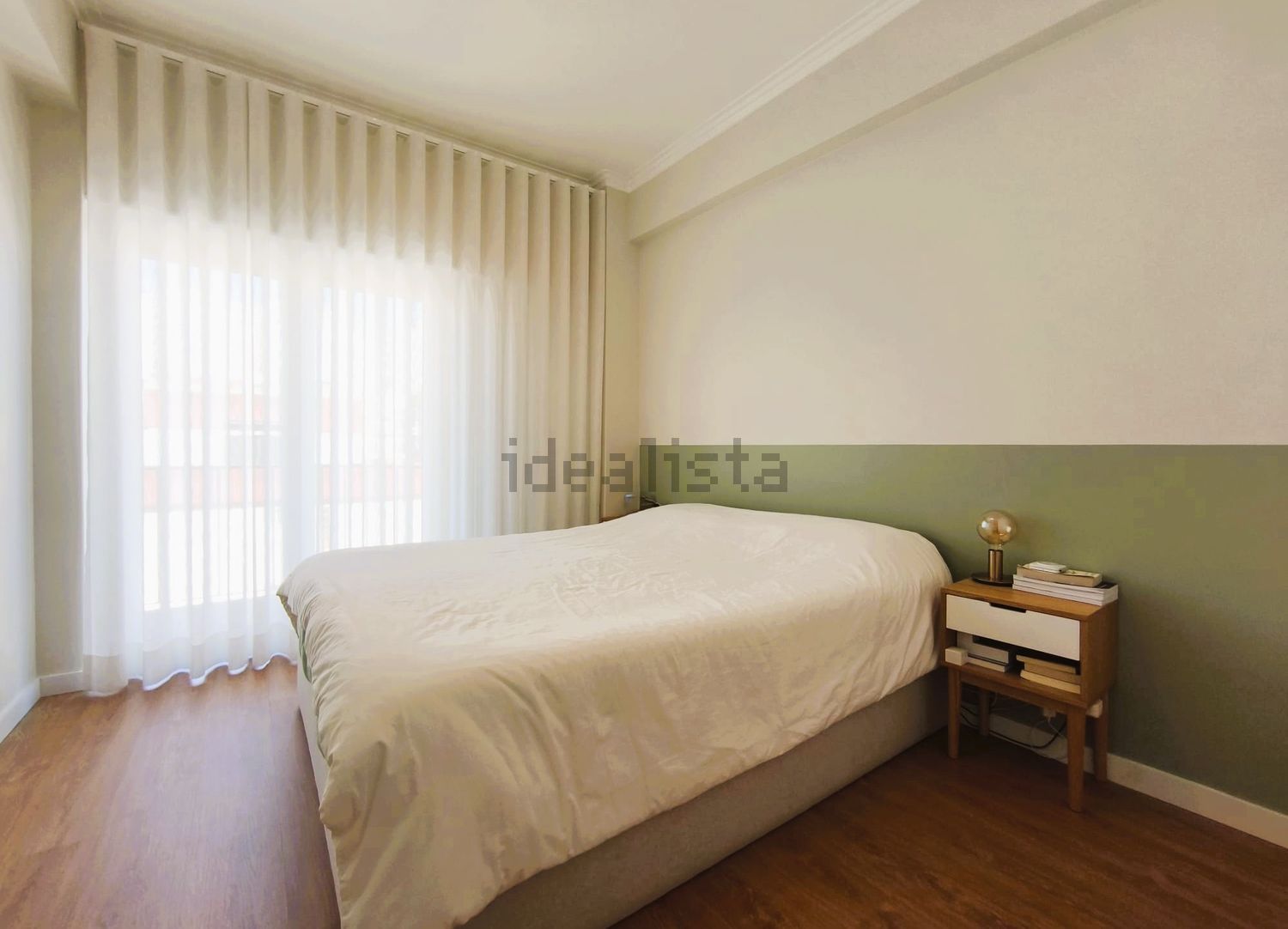 公寓 t2出售在Rua Almeida Garrett - 卧室