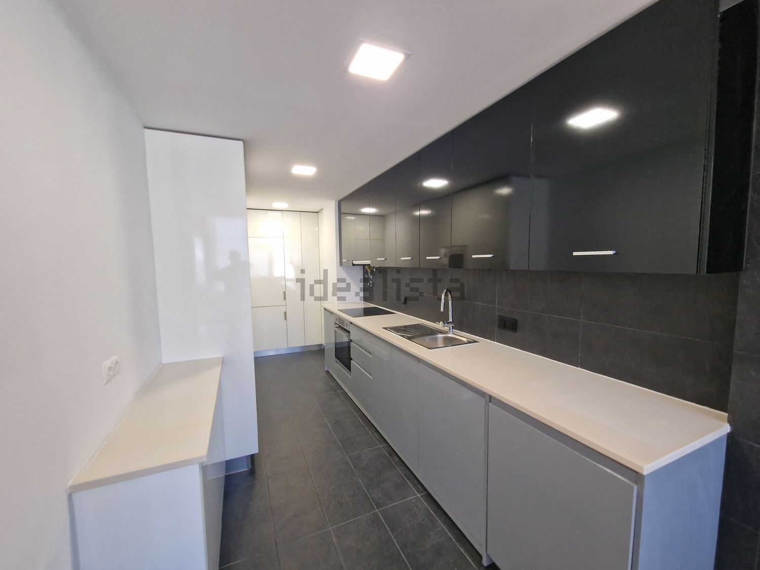 出租公寓 t4Azinhaga da Cidade, 9 - 厨房