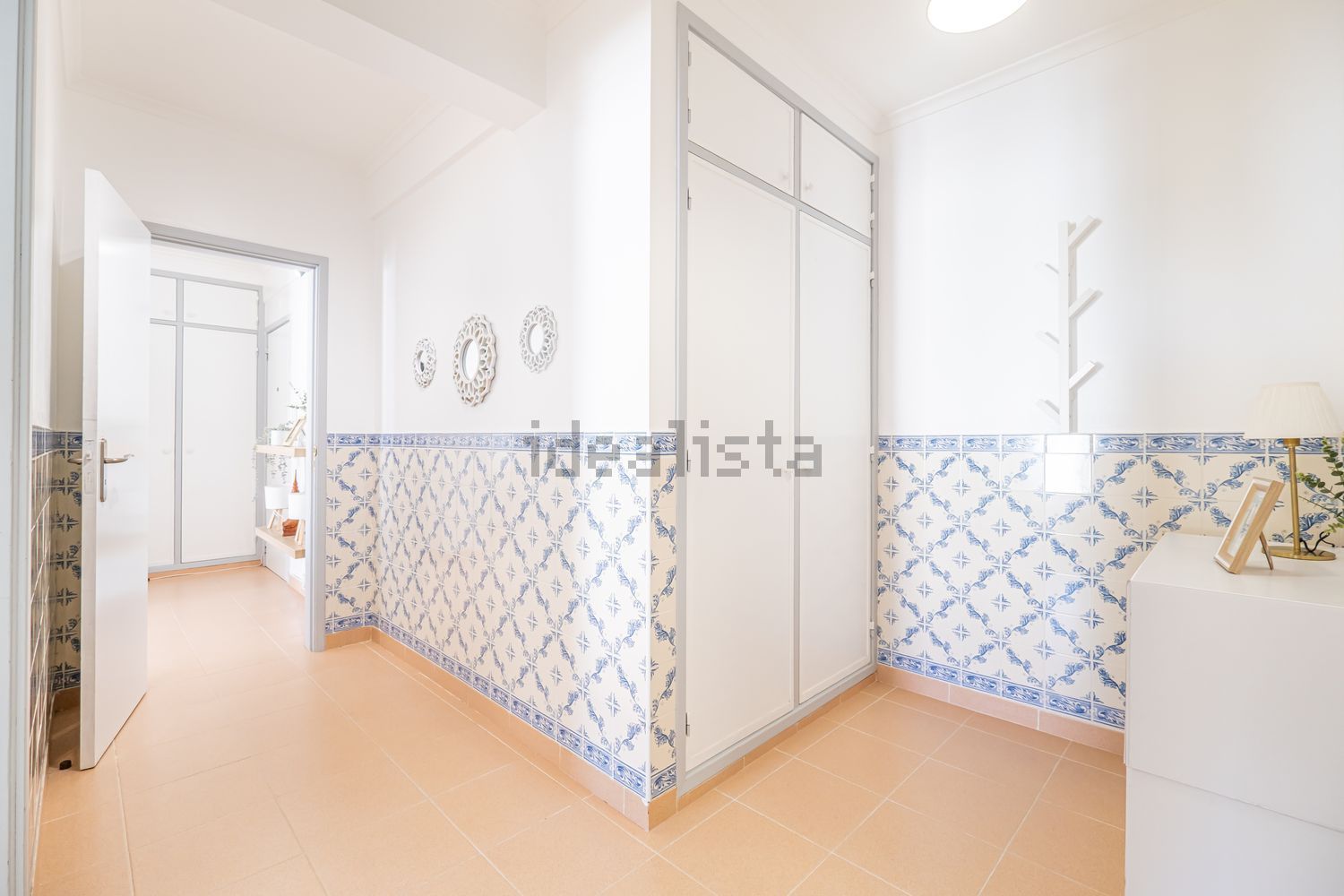 公寓 t2出售在Rua Miguel Esteves Medeiros - 过道